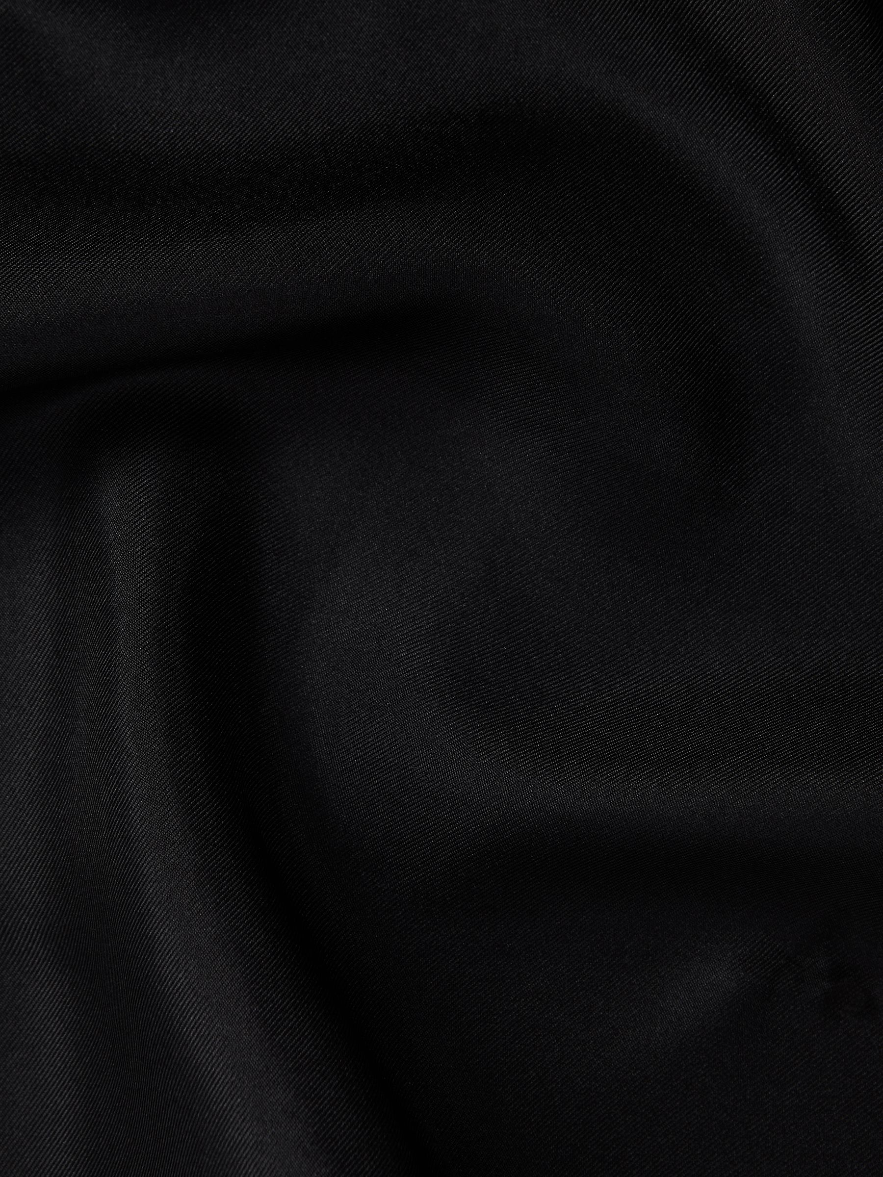 Plain Silk Pocket Square in Black