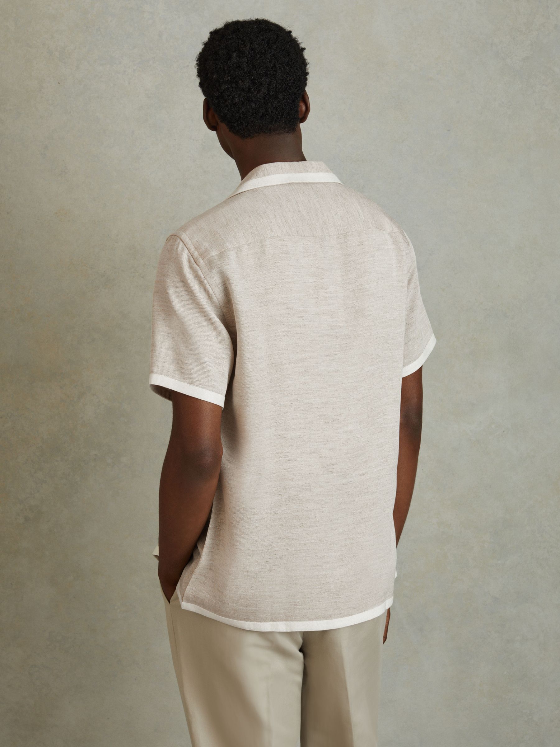 Contrast Trim Cuban Collar Shirt in Oatmeal/White