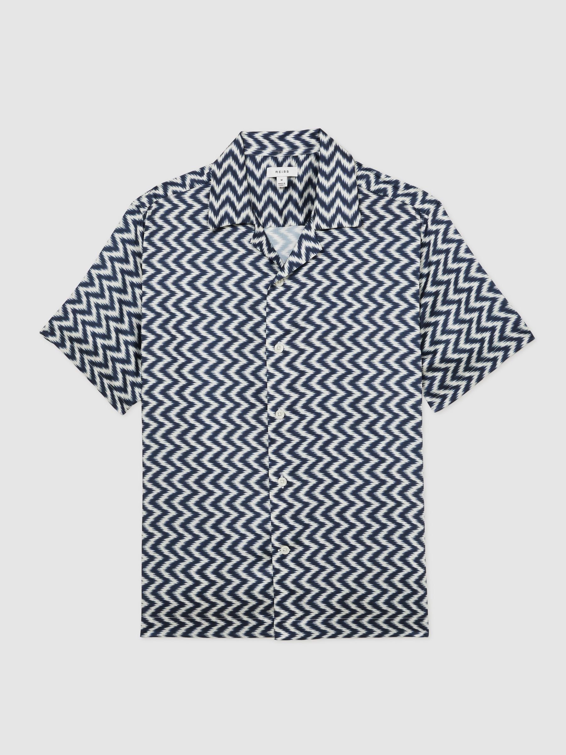 Zig-Zag Print Cuban-Collar Shirt in Navy