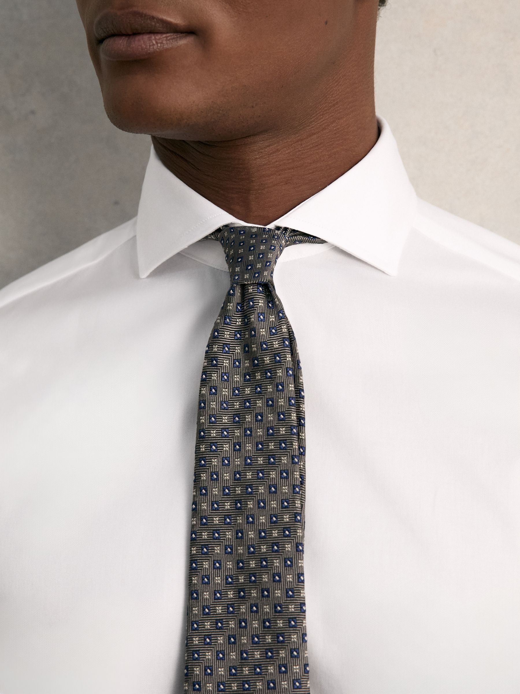 Slim Fit Cotton Double-Cuff Shirt in White