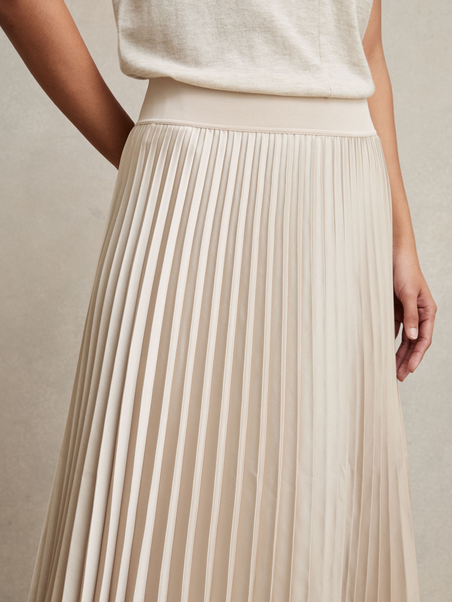 Pleated Midi Skirt in Champagne Neutral