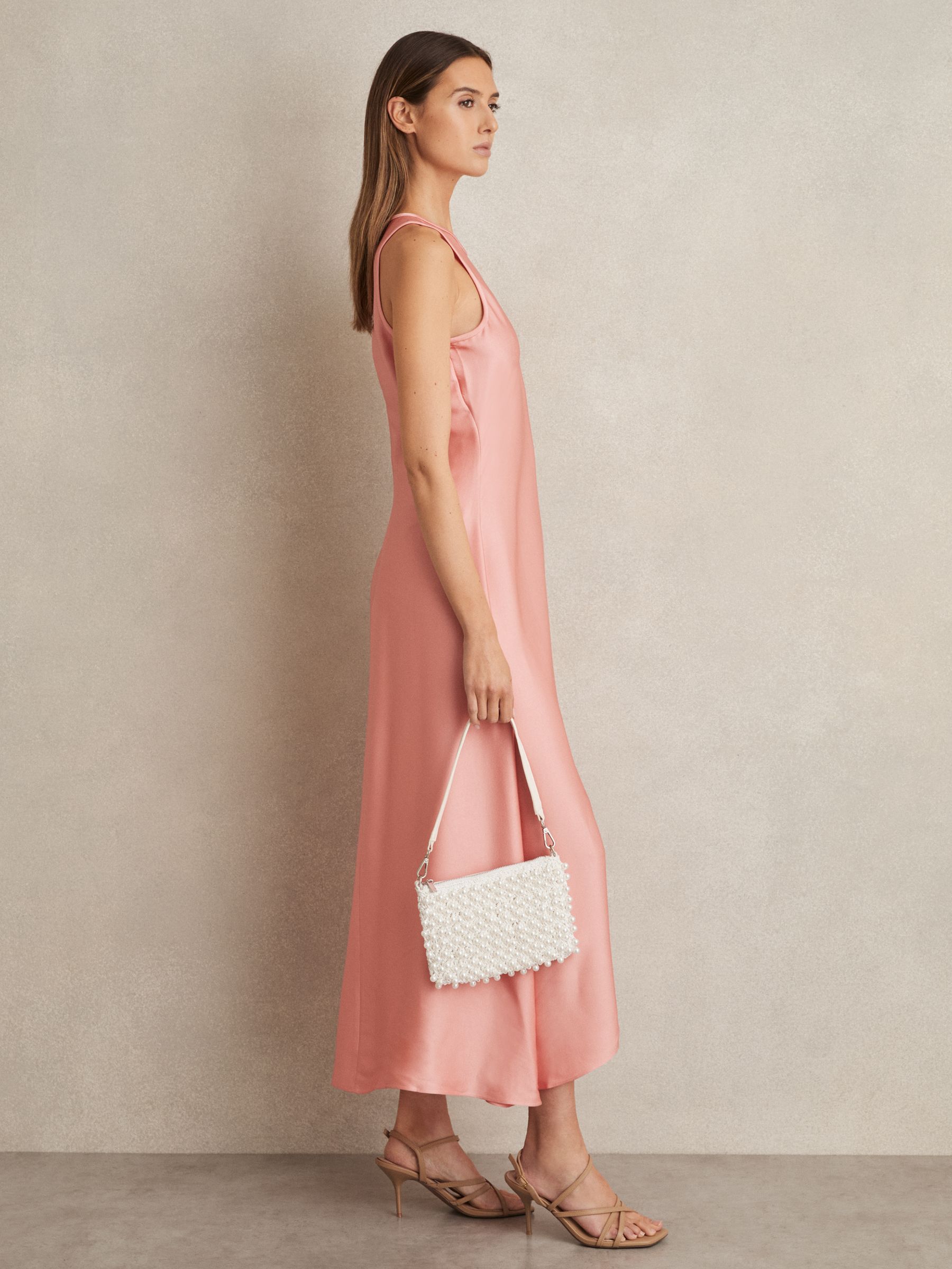 Faux-Pearl Raffia Shoulder Bag in White