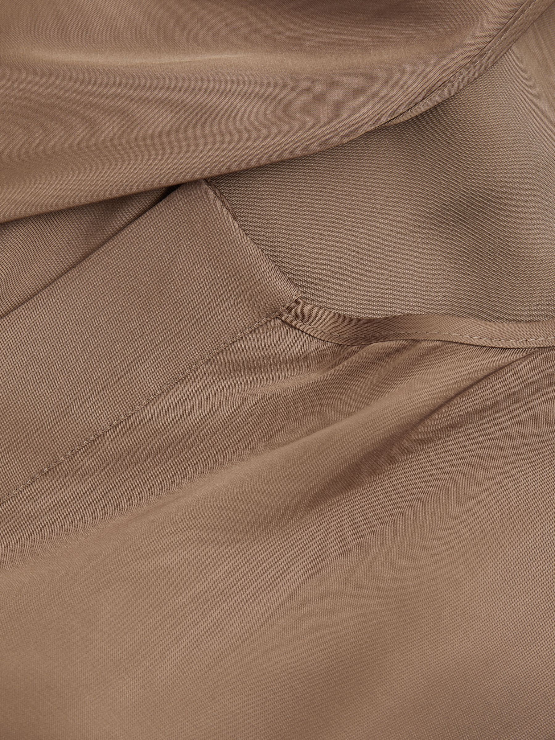 Scoop Neck Vest in Taupe