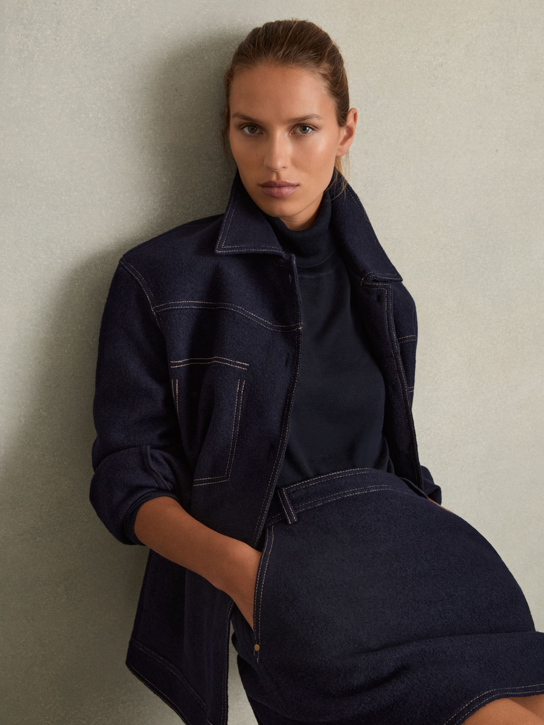 Wool-Blend Topstitched Mini Skirt in Navy