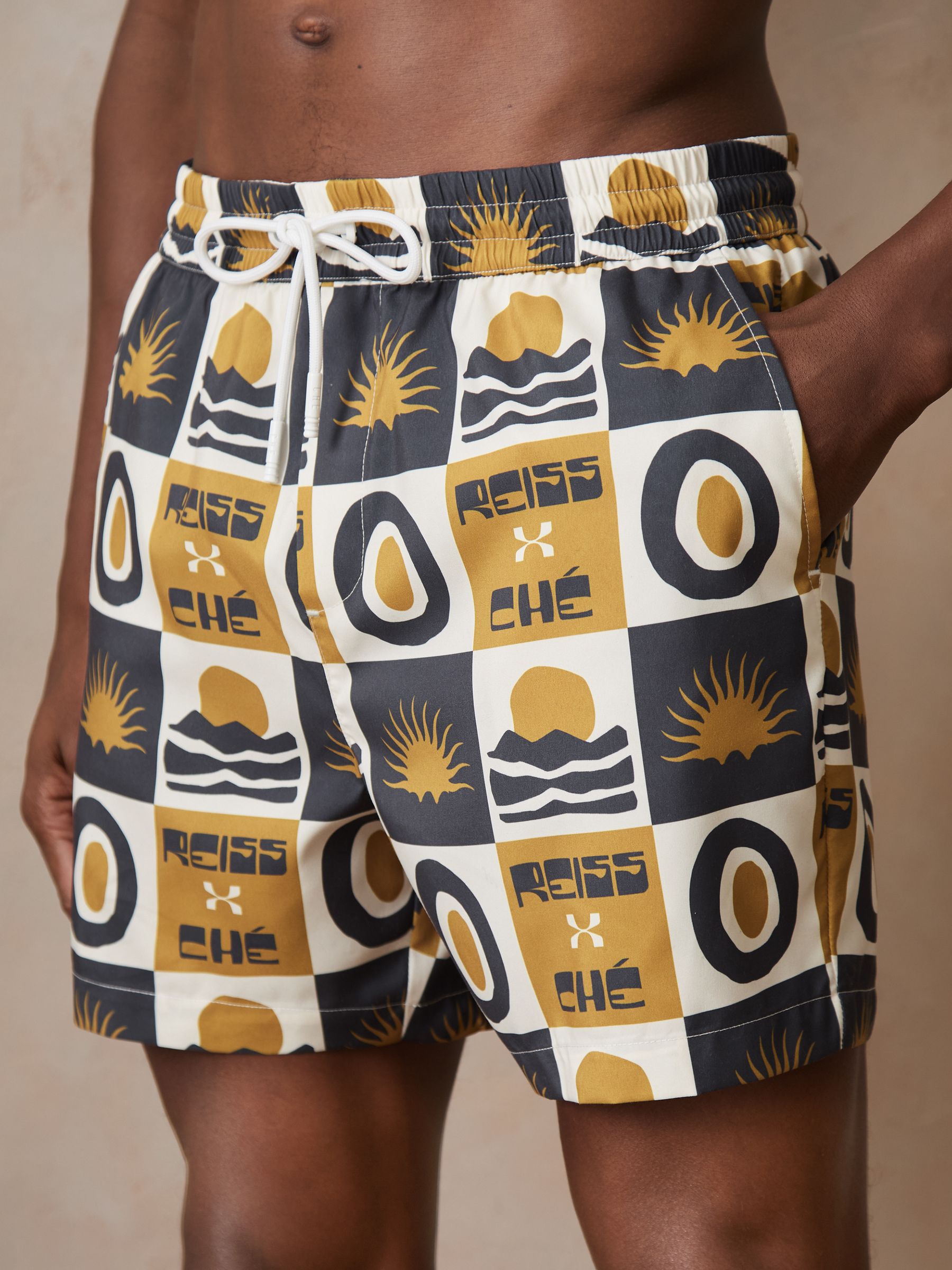 Reiss | Ché Sunset-Print Swim Shorts in Olive Green
