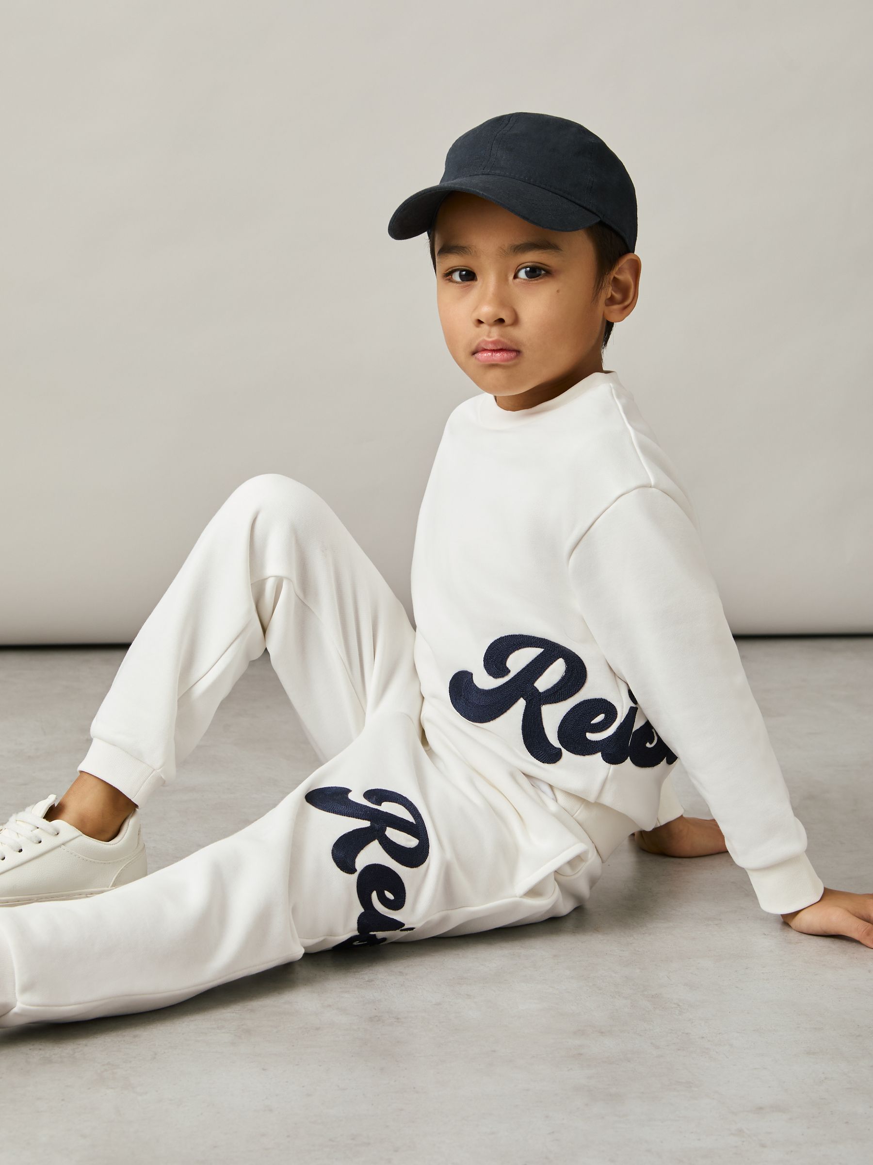 9-13 yrs Cotton-Blend Logo Script Joggers in White