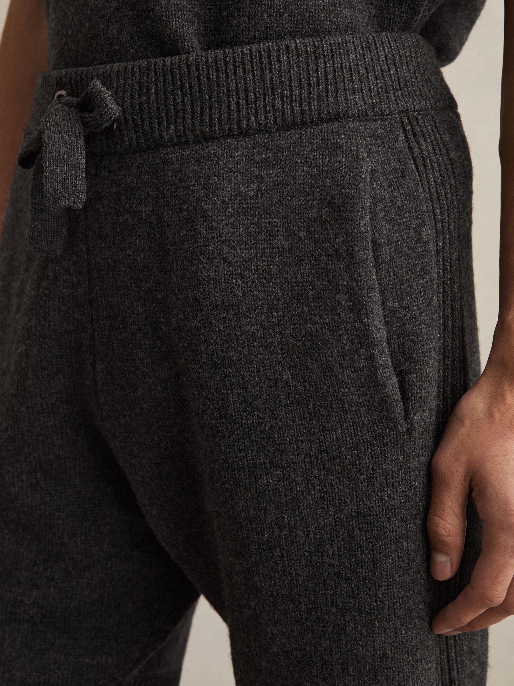 Wool Blend Heavy Knit Shorts in Charcoal Melange