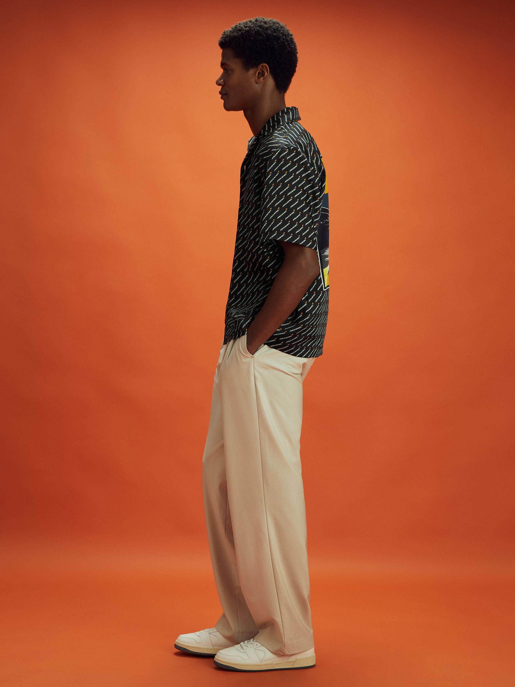 McLaren F1 Silverstone Exclusive Cuban Collar Shirt in Black Multi