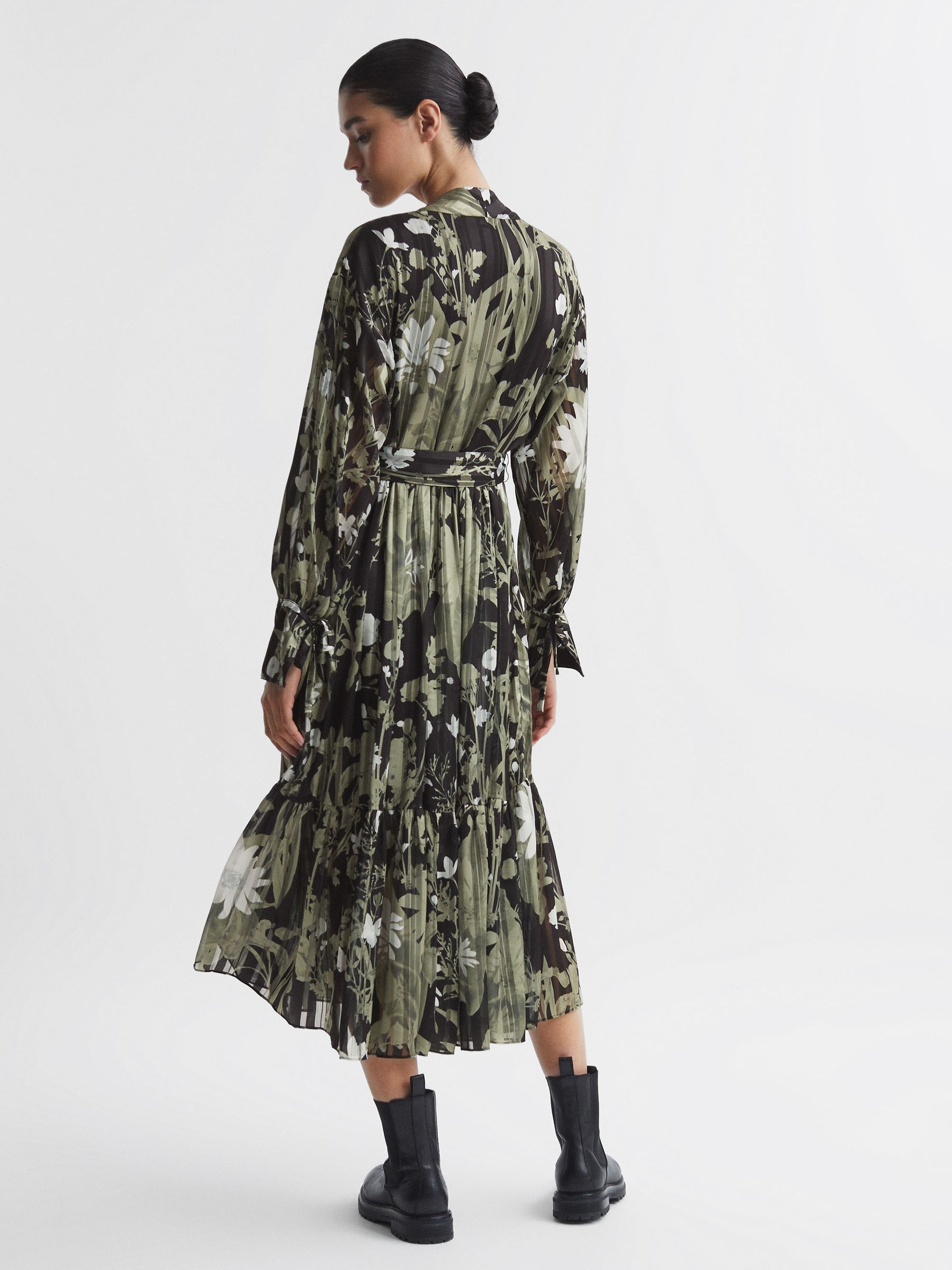 Floral Print Tie Neck Midi Dress in Green
