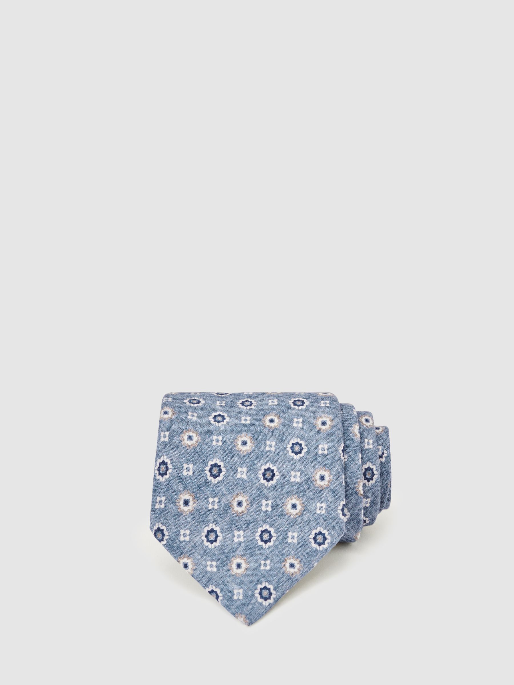 Silk Floral-Medallion Tie in Soft Blue