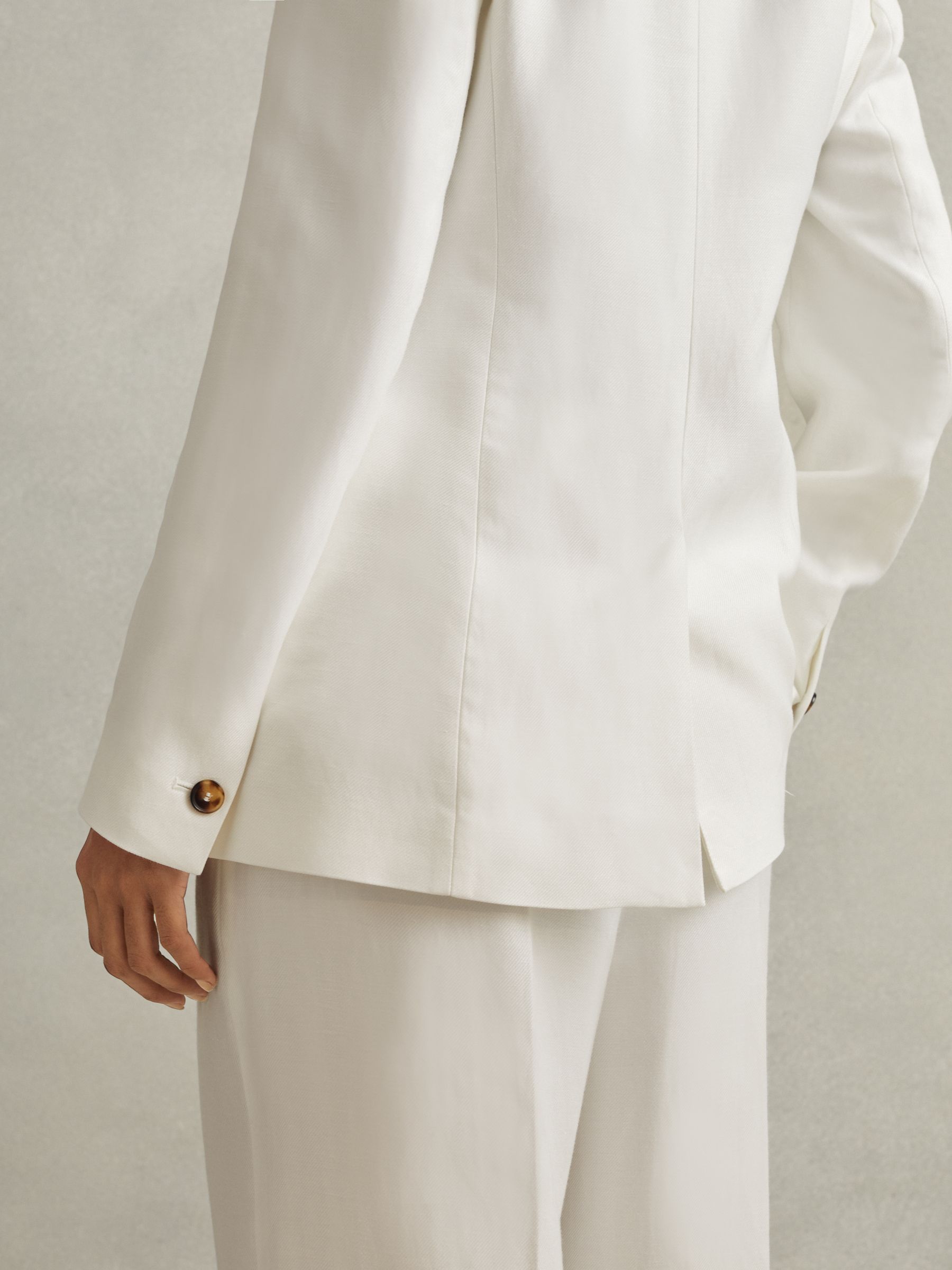 Viscose-Linen Double Breasted Suit Blazer in White