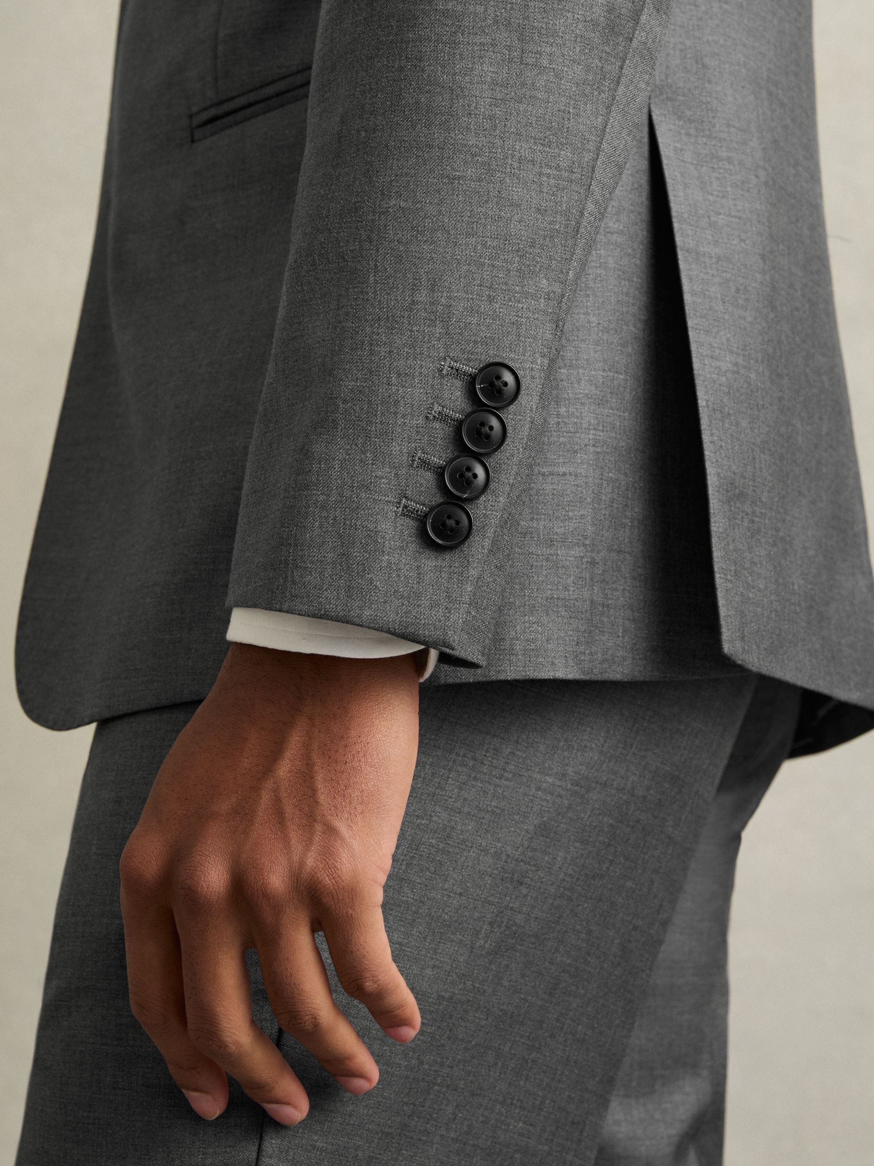 Slim-Fit Single Breasted Wool Suit Jacket in Grey