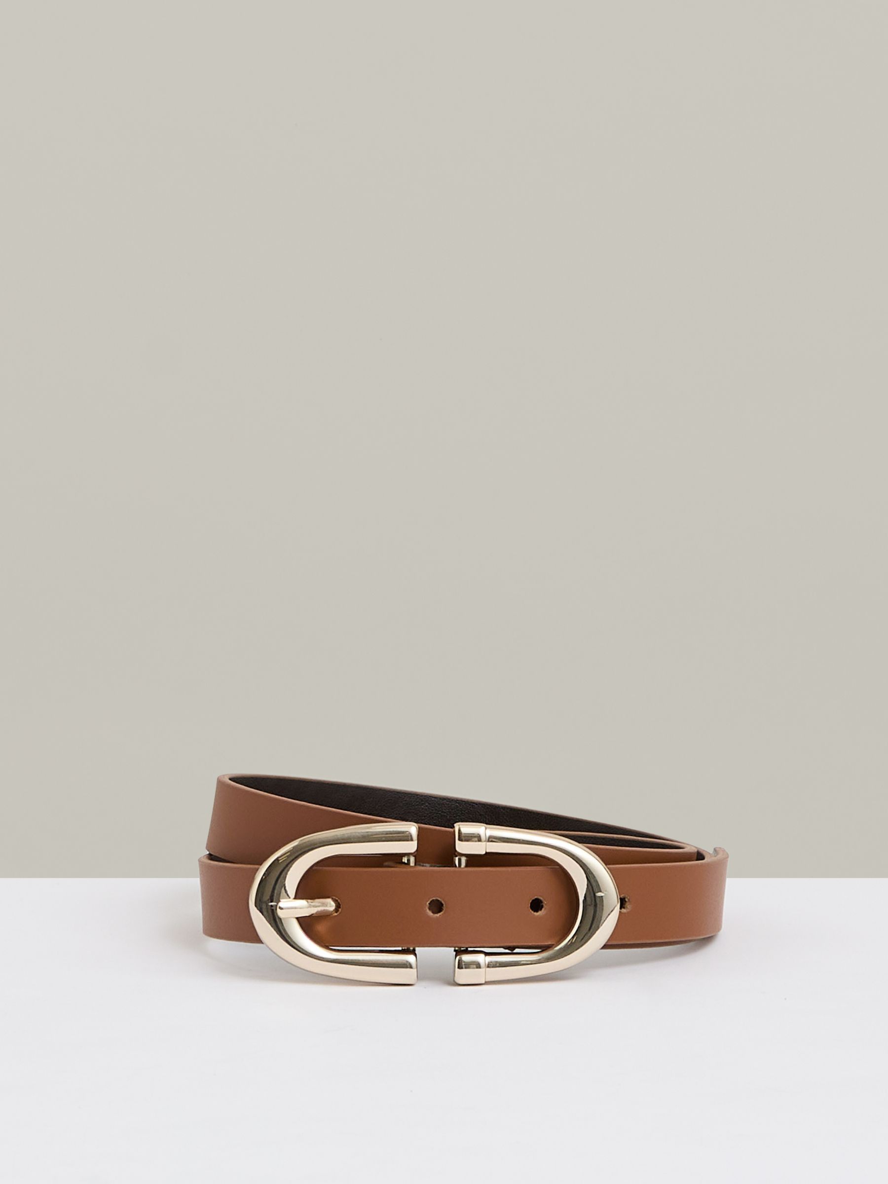 Horseshoe Belt in Tan