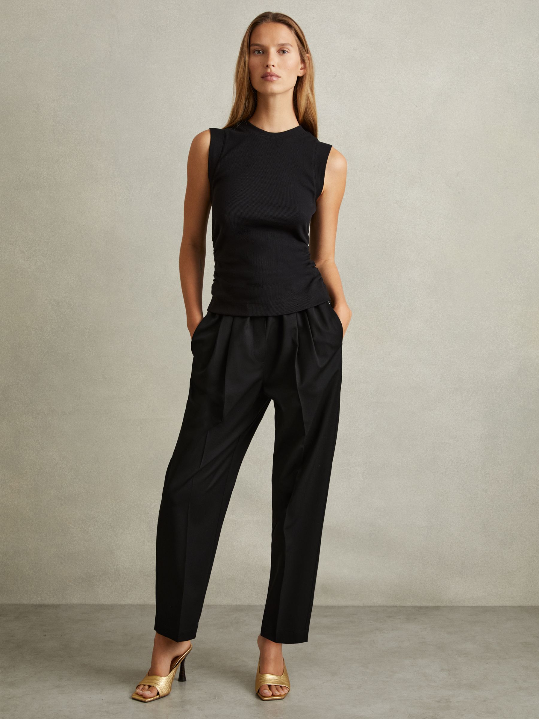 Drawstring Waist Tapered Trousers in Black