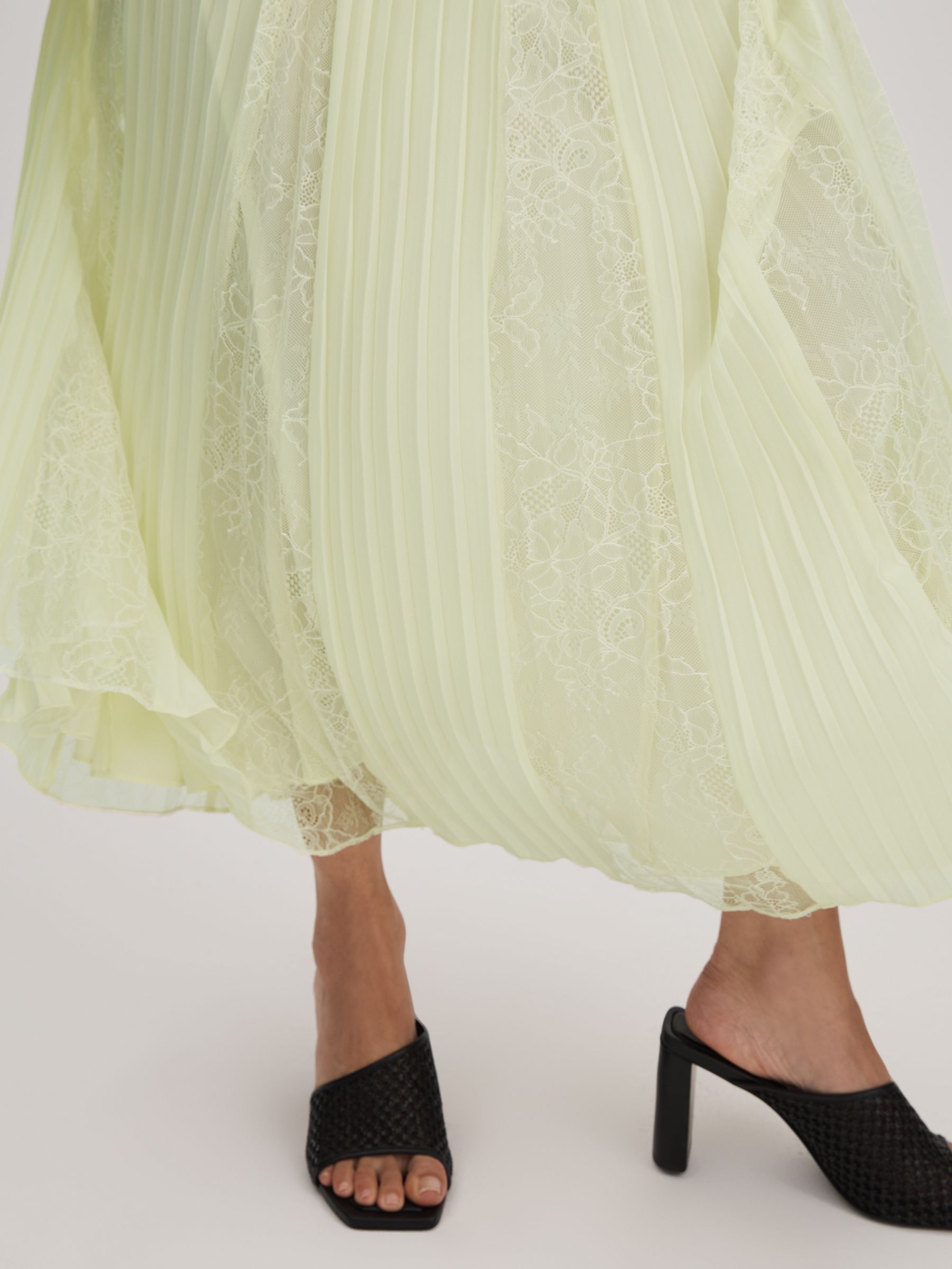 Florere Lace Pleated Midi Skirt in Pale Green