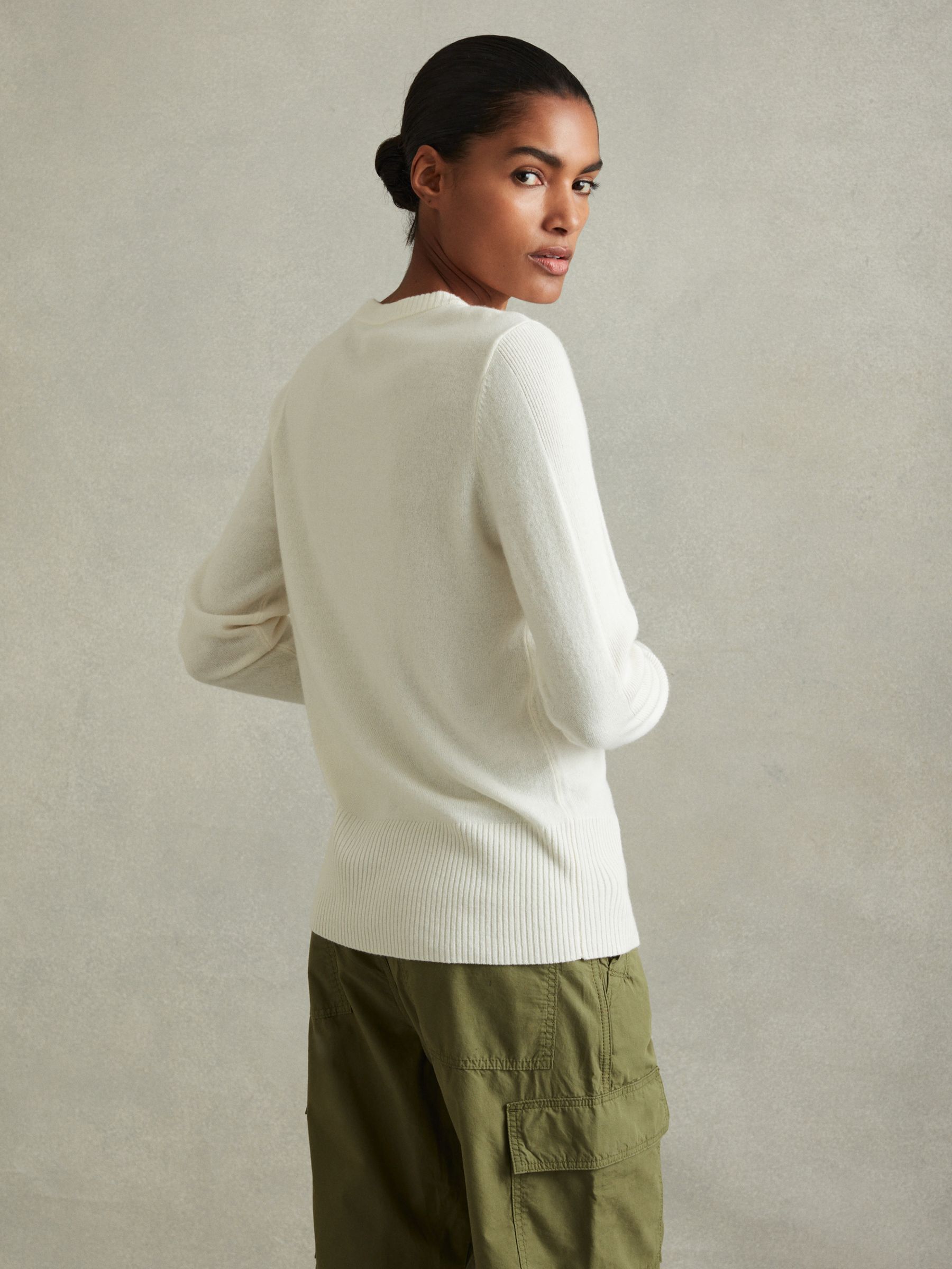 Wool Blend Crew Neck Jumper with Cashmere in Cream