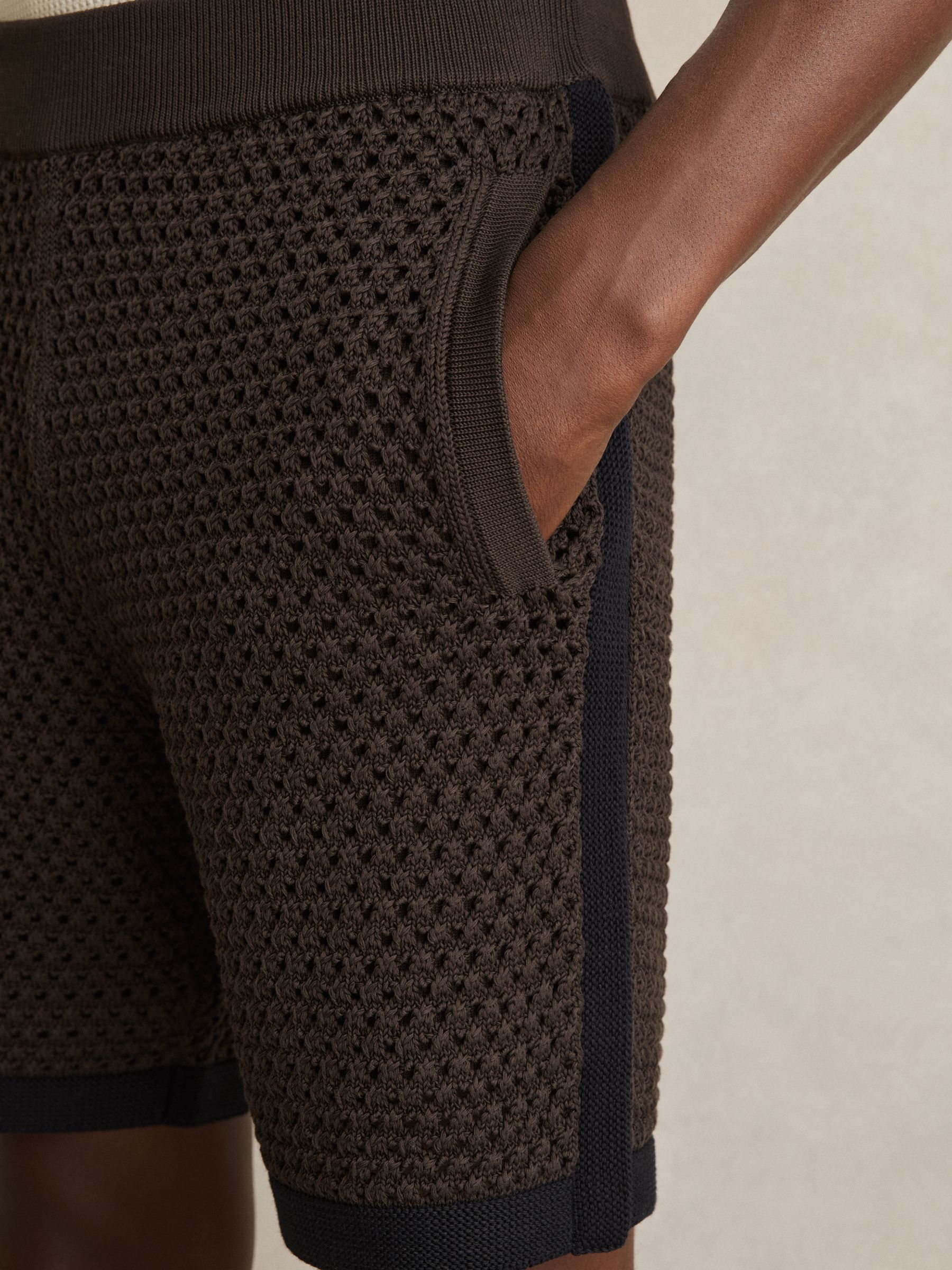 Cotton-Blend Crochet Shorts in Chocolate/Navy