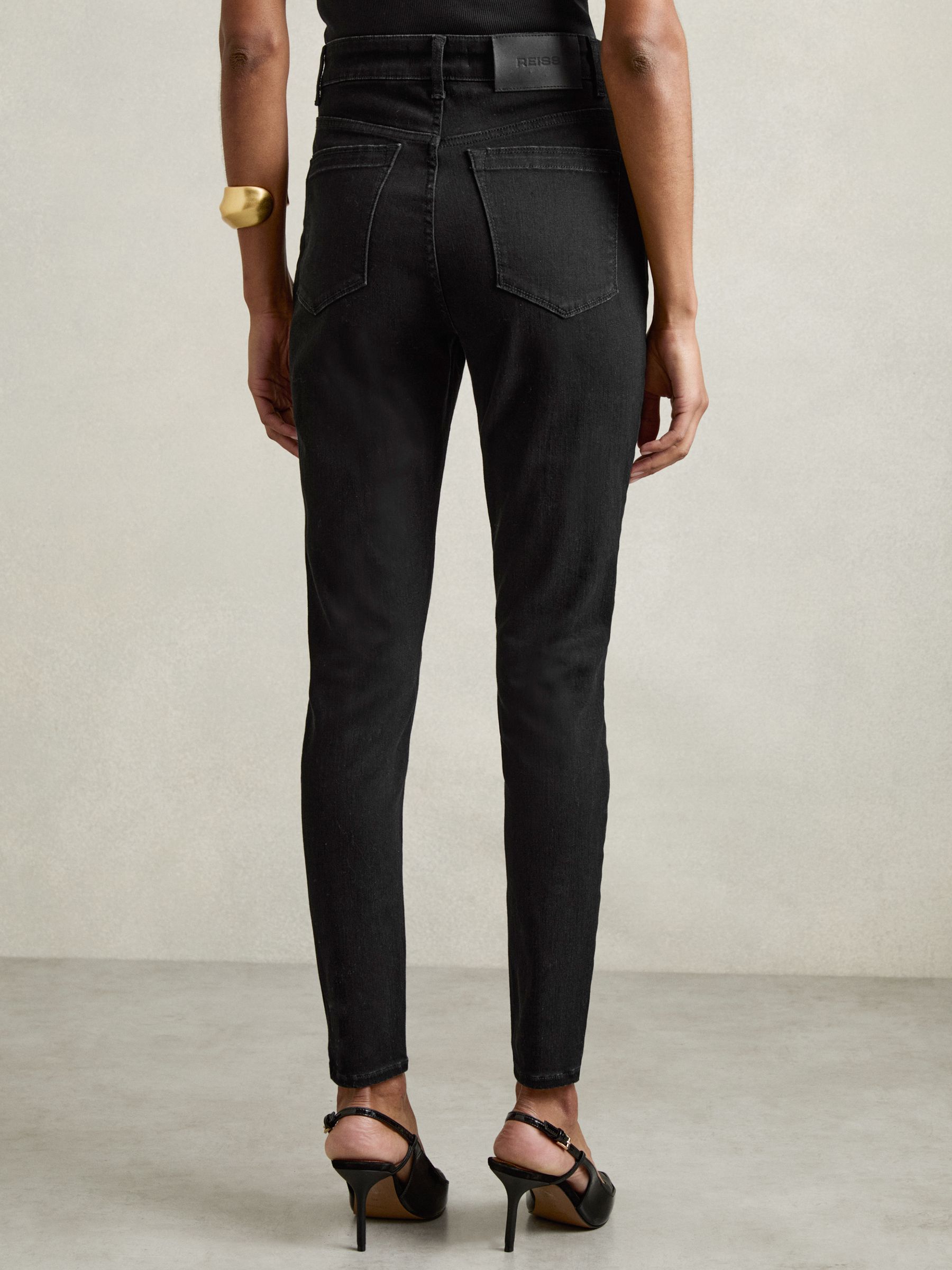 Petite Skinny Jeans in Black