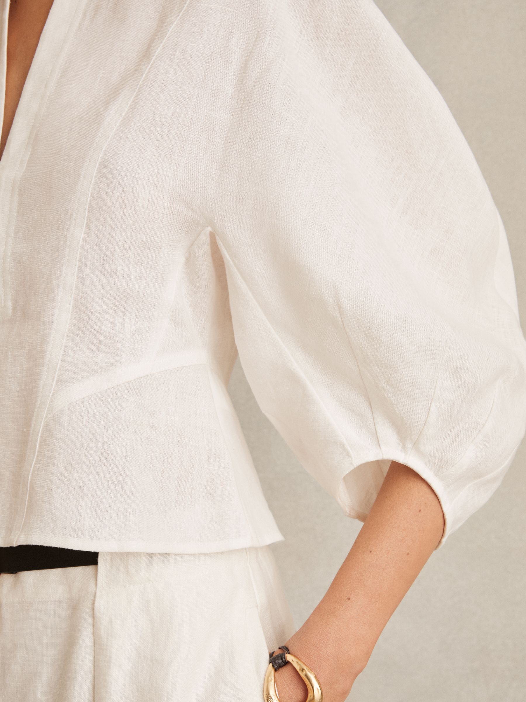 Linen Balloon-Sleeve Top in Ivory