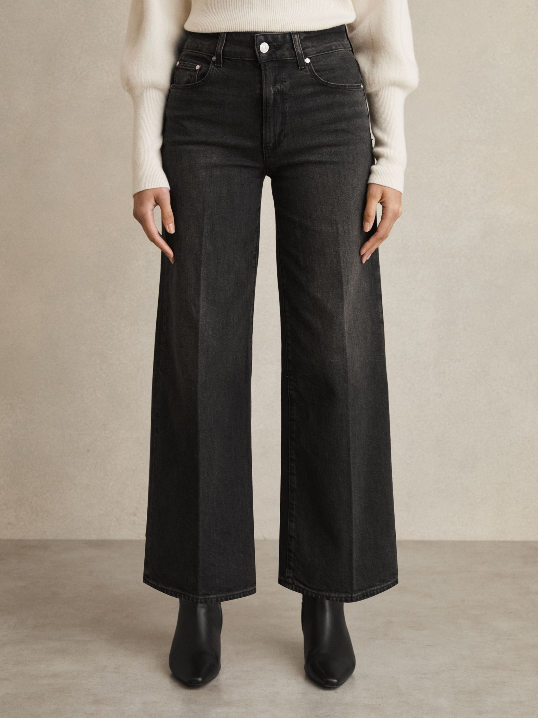 Paige Wide-Leg Cropped Jeans in Black