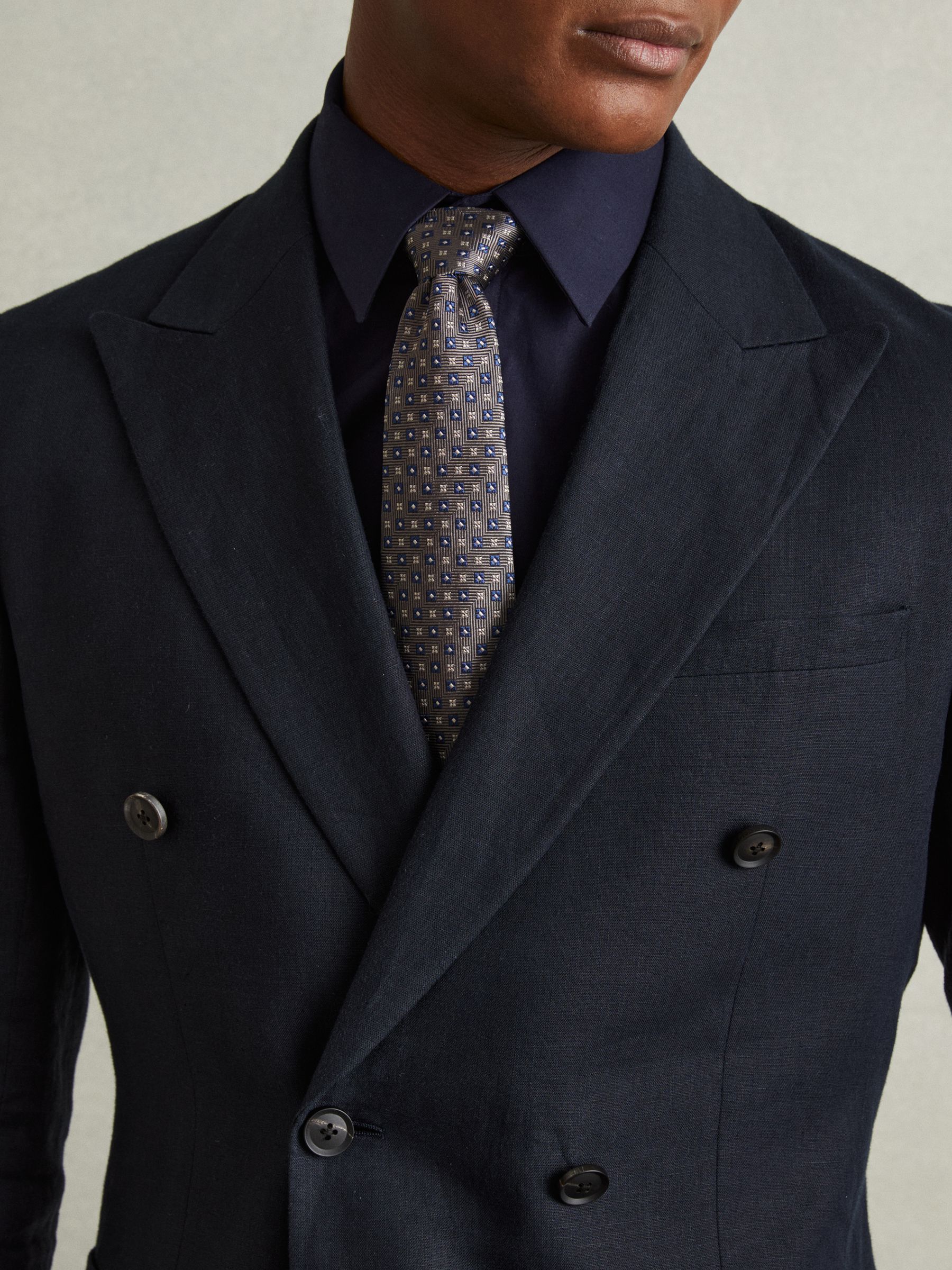 Silk Blend Foulard Floral Tie in Charcoal