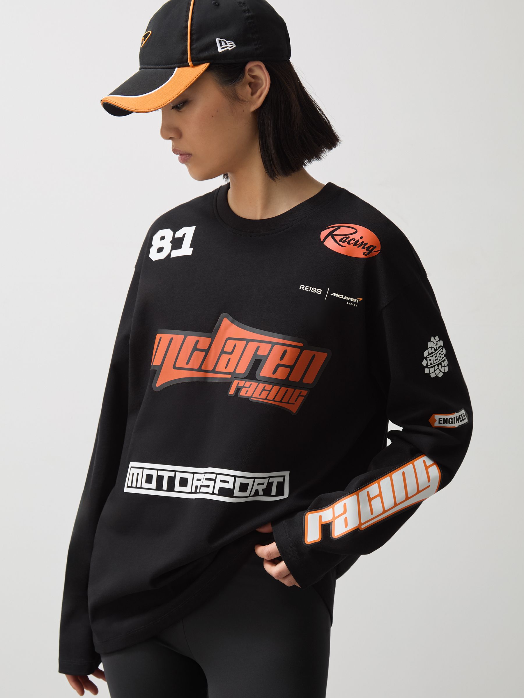 McLaren F1 Team Cotton Logo T-Shirt Unisex Fit in Black