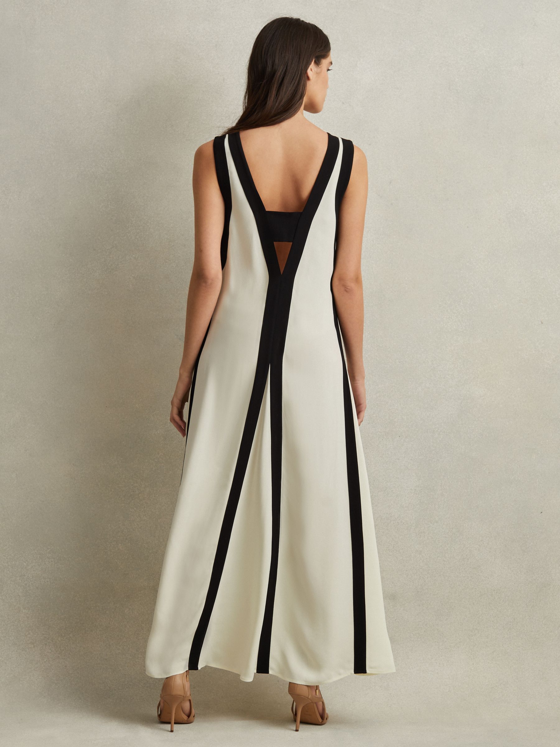 Colourblock Maxi Dress in Black/Cream