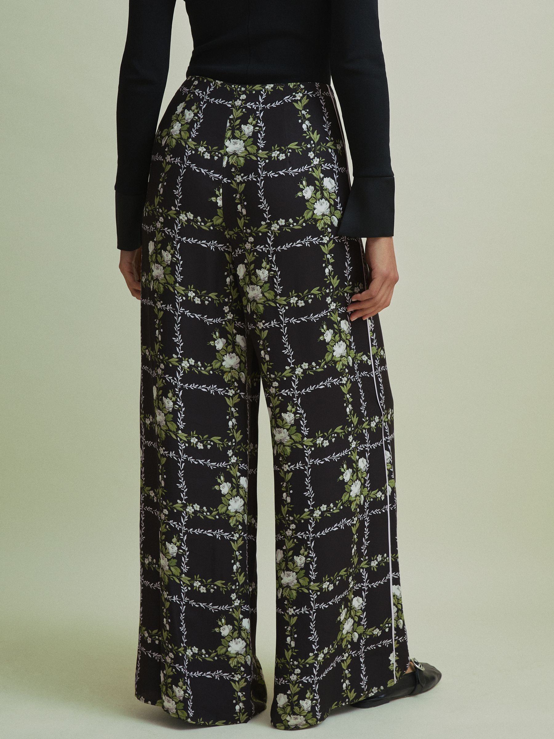 Florere High Rise Wide Leg Trousers in Black