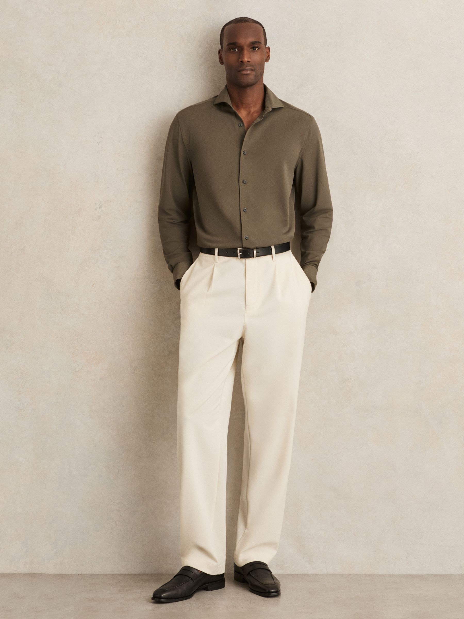 Stretch Jersey Cutaway-Collar Shirt in Olive Green