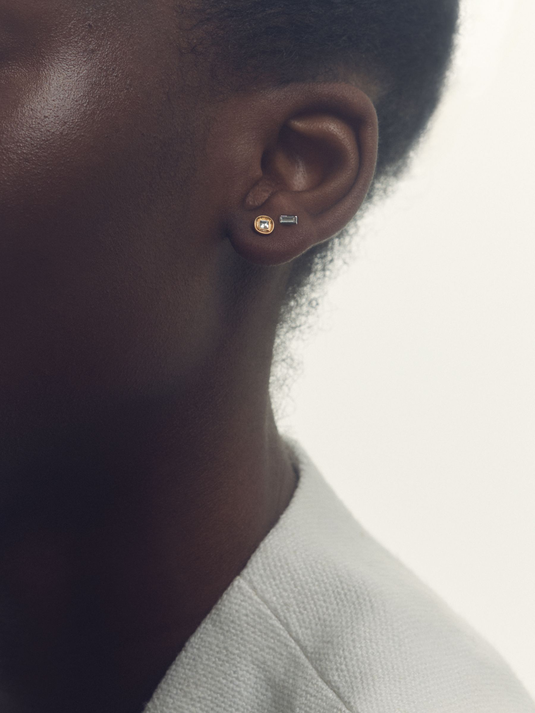 Micro Curve Studs Earrings 2 Pack in Grey