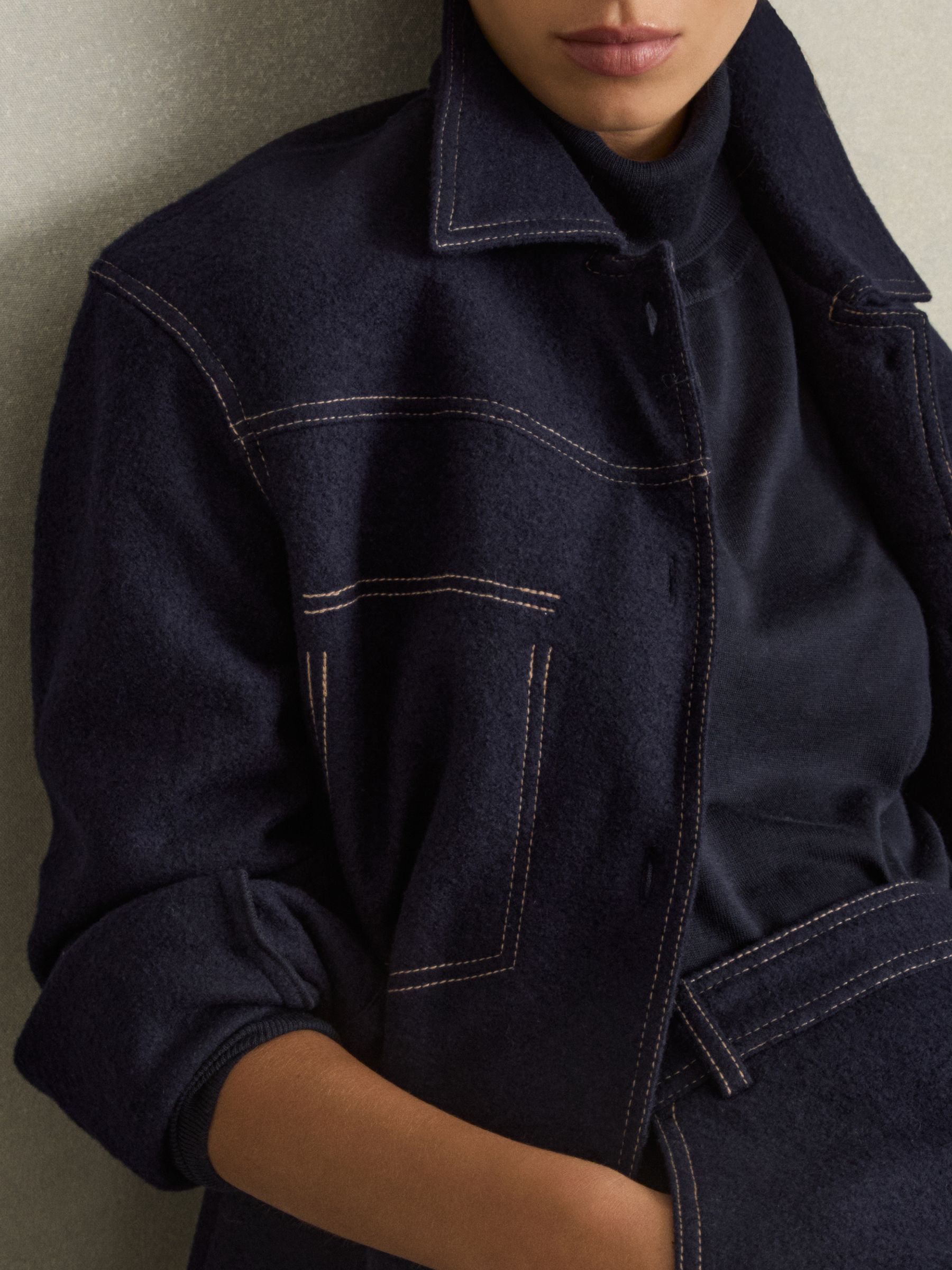 Wool-Blend Topstitch Woven Shirt in Navy