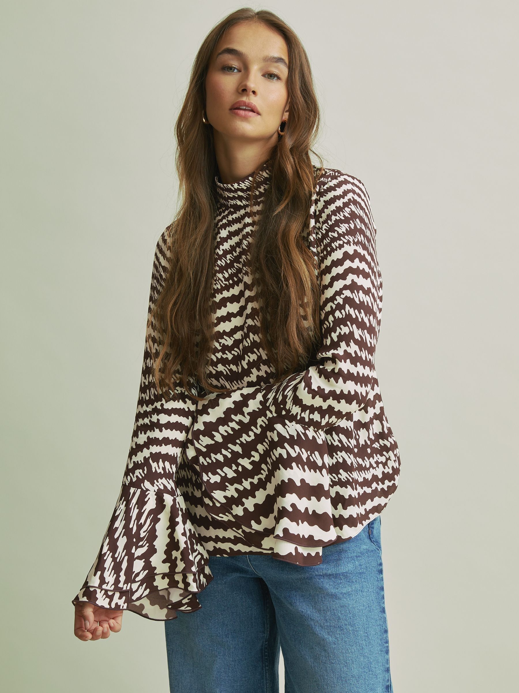 Florere Tiered Sleeve Chocolate Blouse in Chocolate