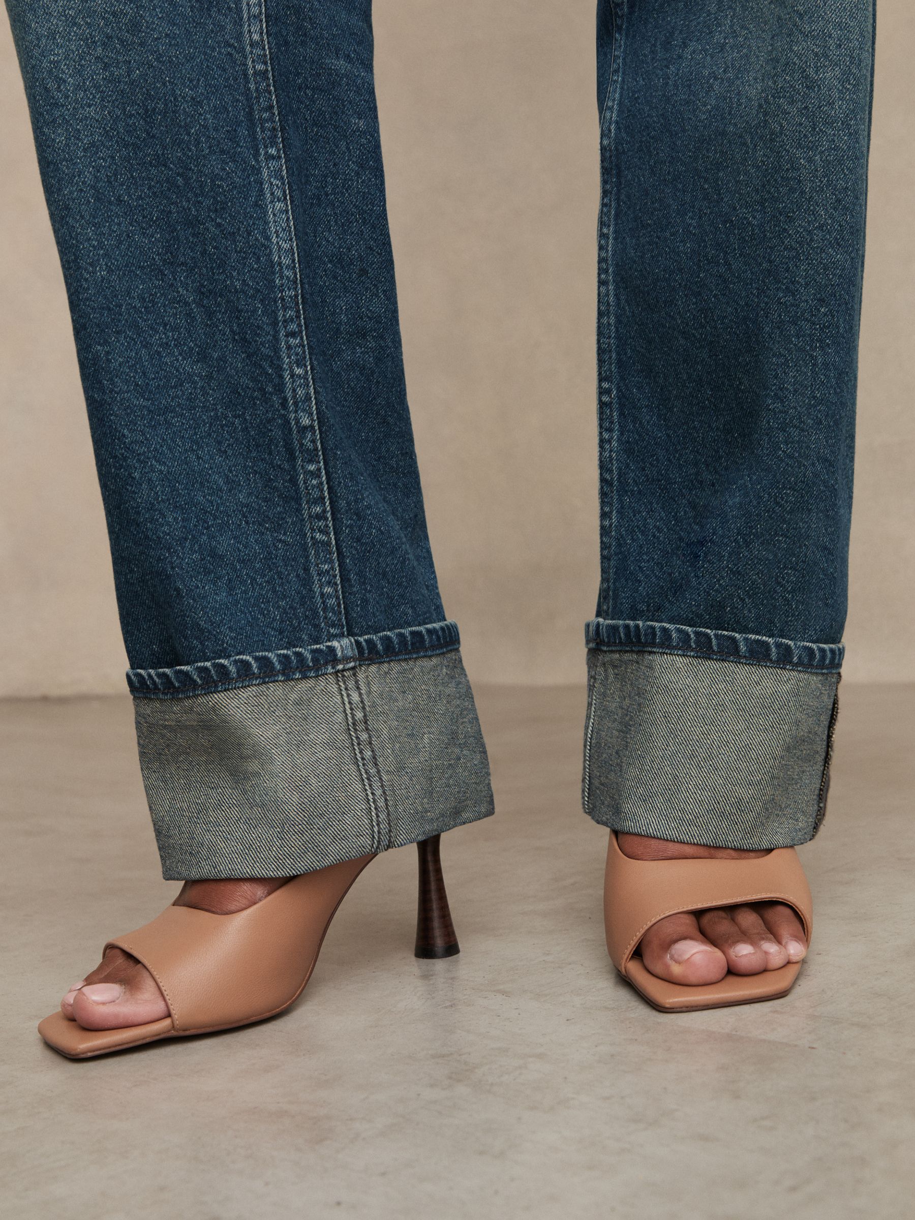 Petite Straight-Leg Turn-Up Jeans in Mid Blue