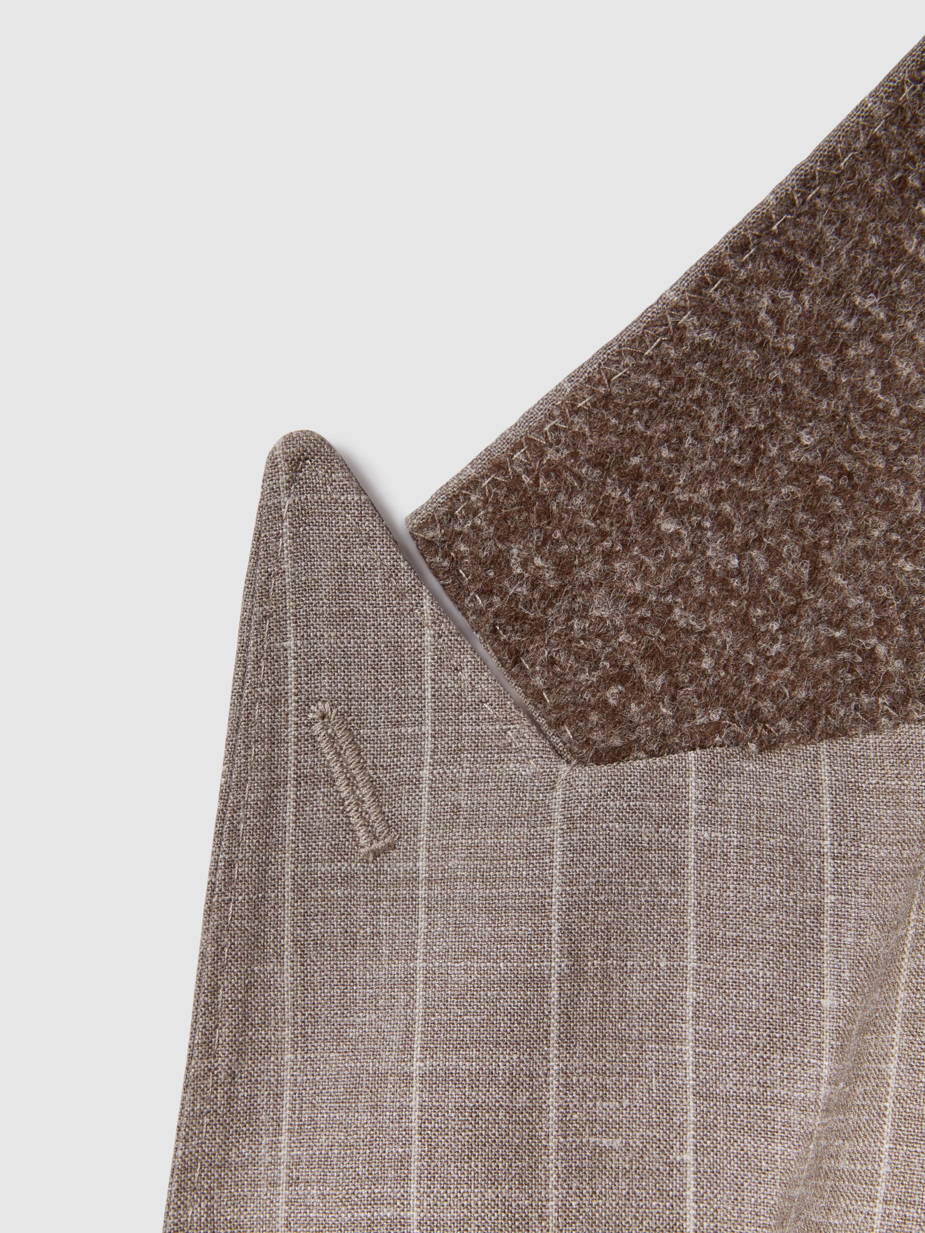 Slim Fit Wool-Silk-Linen Double Breasted Blazer in Mocha
