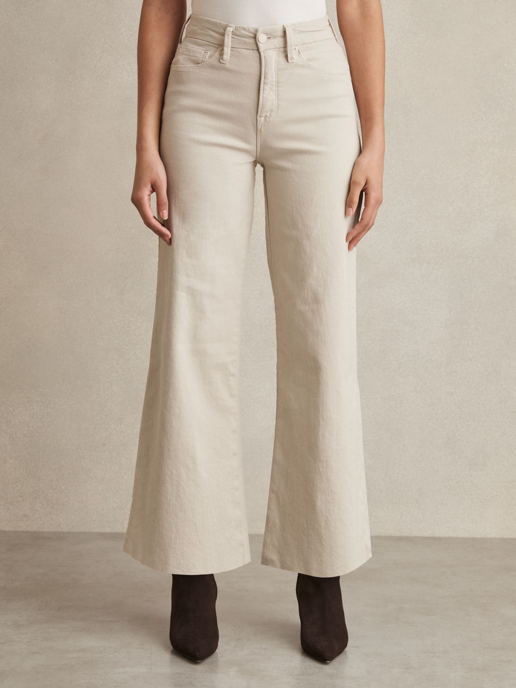 Good American Cropped Palazzo Jeans in Cream