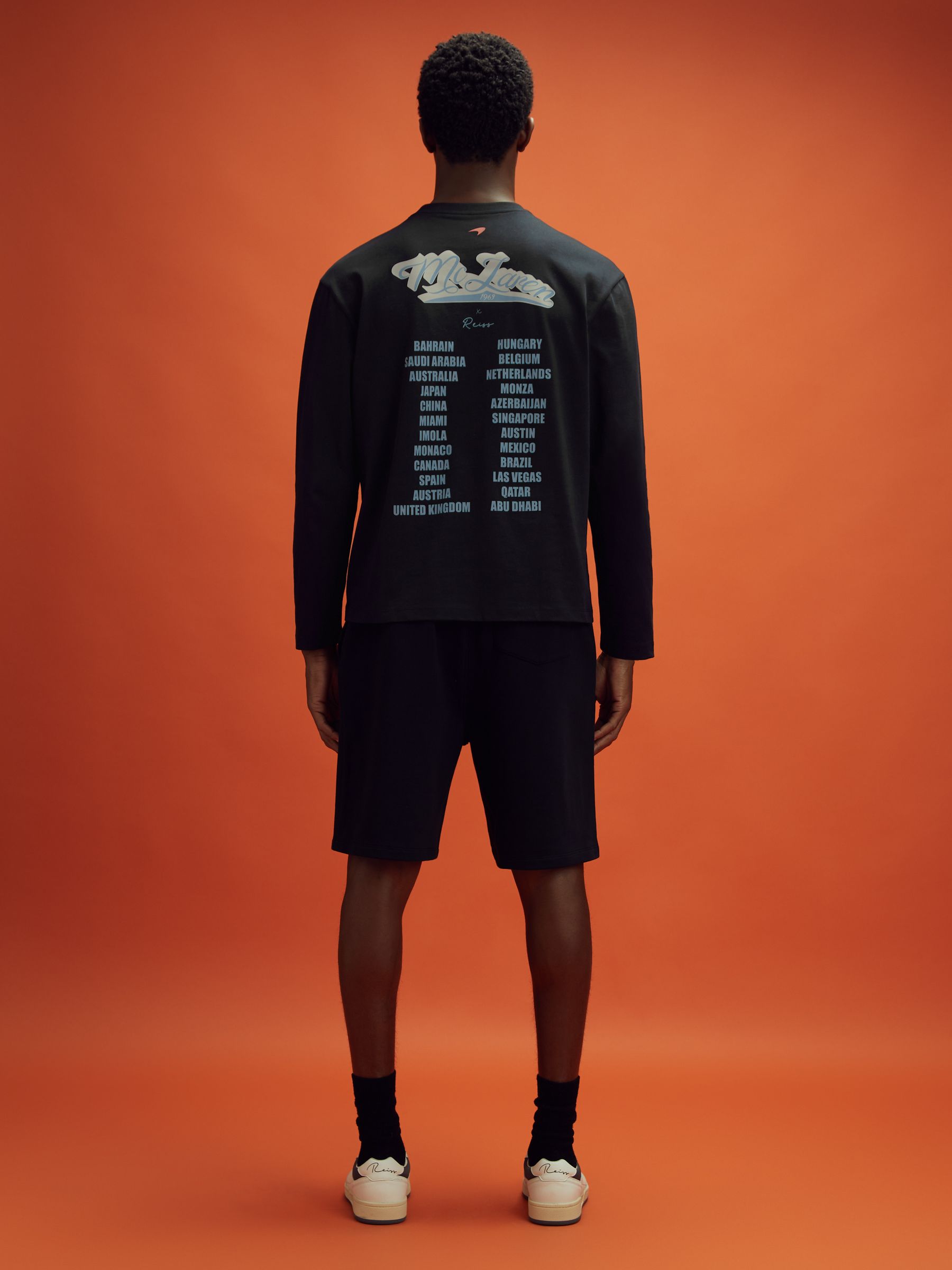 McLaren F1 Crew Neck Tour T-Shirt in Black