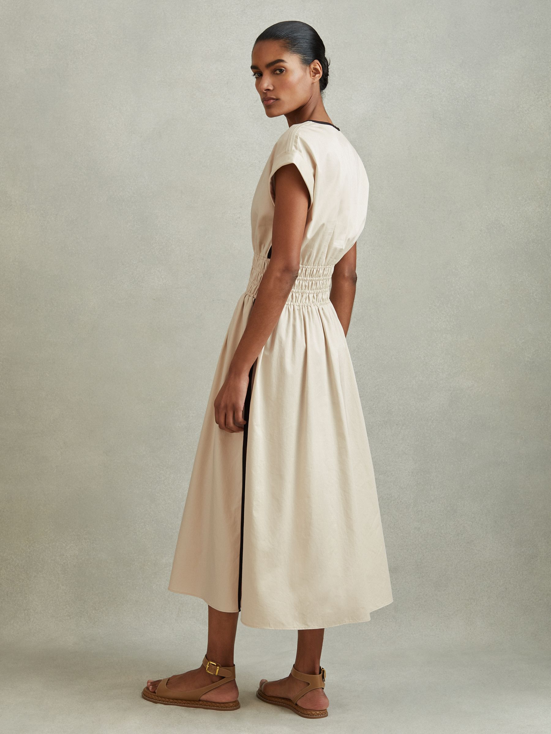 Cotton Ruched Waist Midi Dress in Neutral/Black
