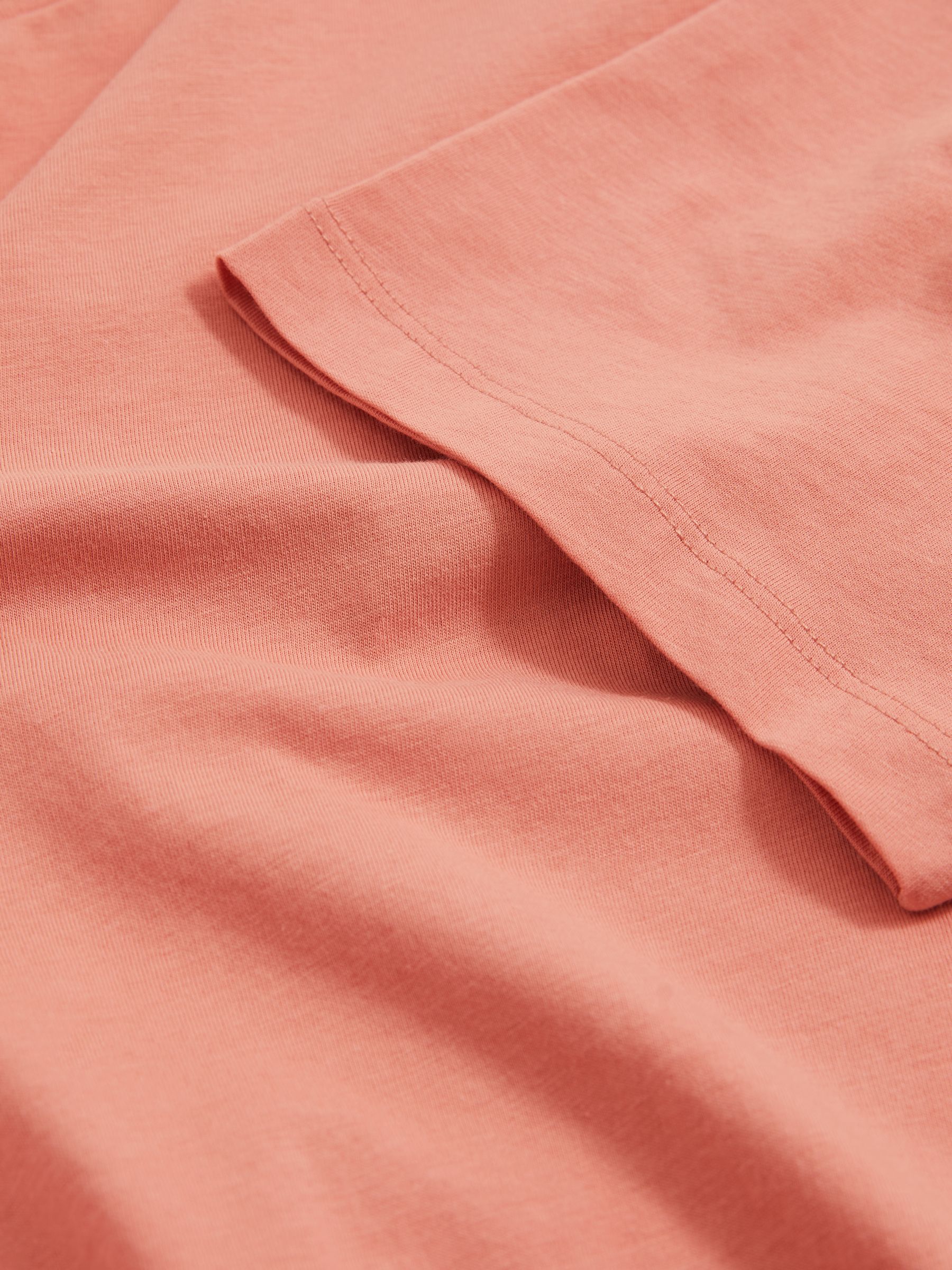 Crew Neck T-Shirt in Salmon Pink
