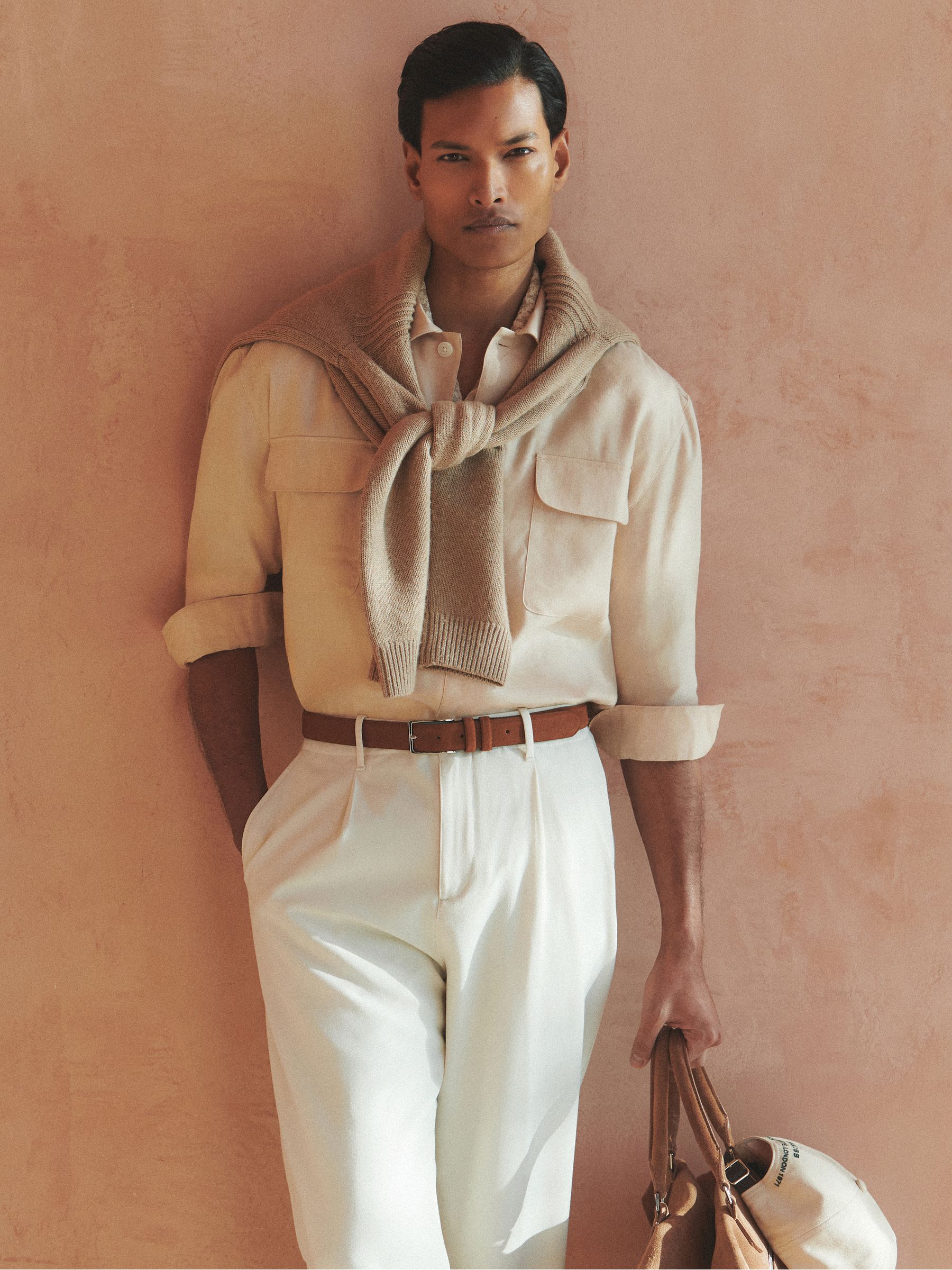 Linen Twin-Pocket Overshirt in Stone