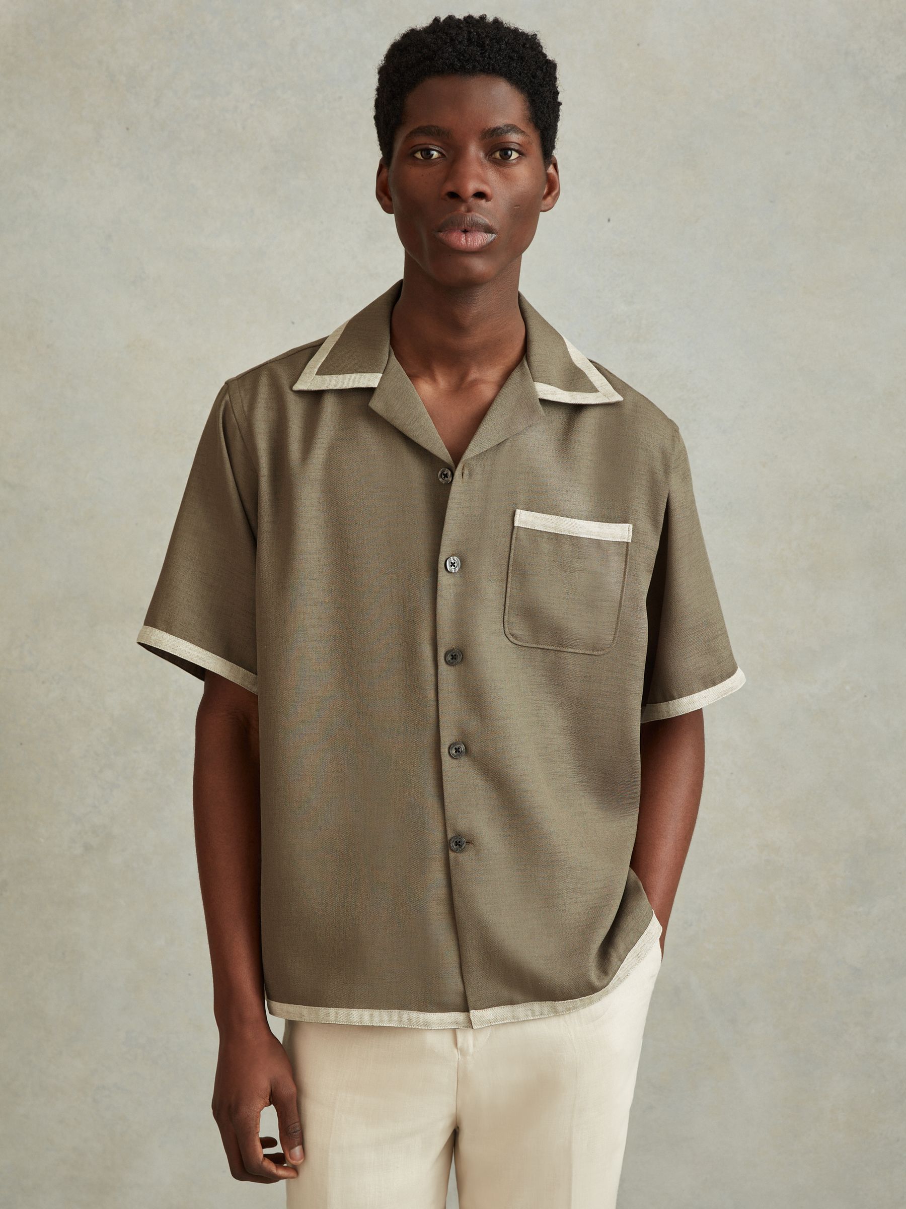 Contrast Trim Cuban Collar Shirt in Sage/White