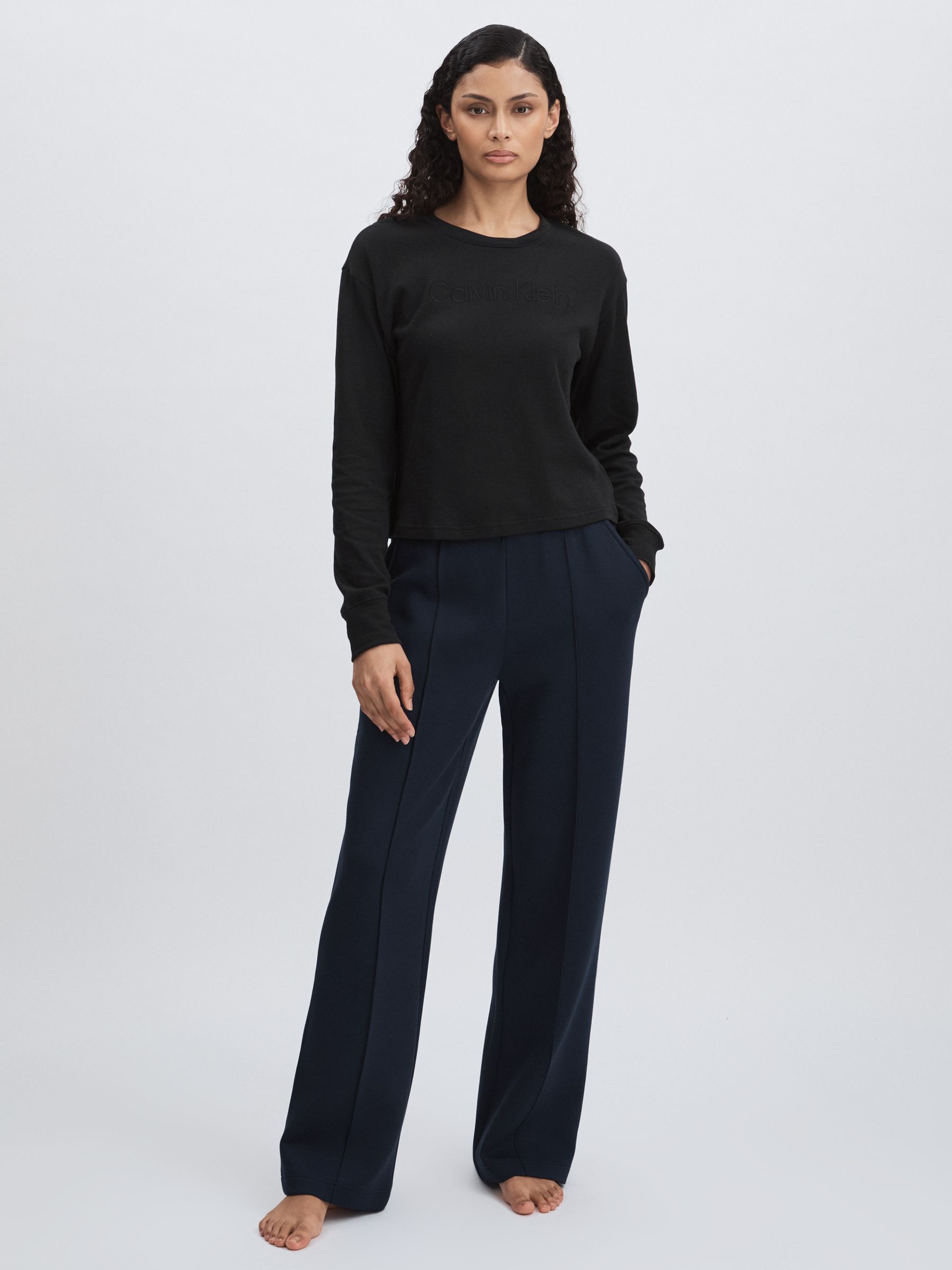 Relaxed Logo Sweatshirt in Black