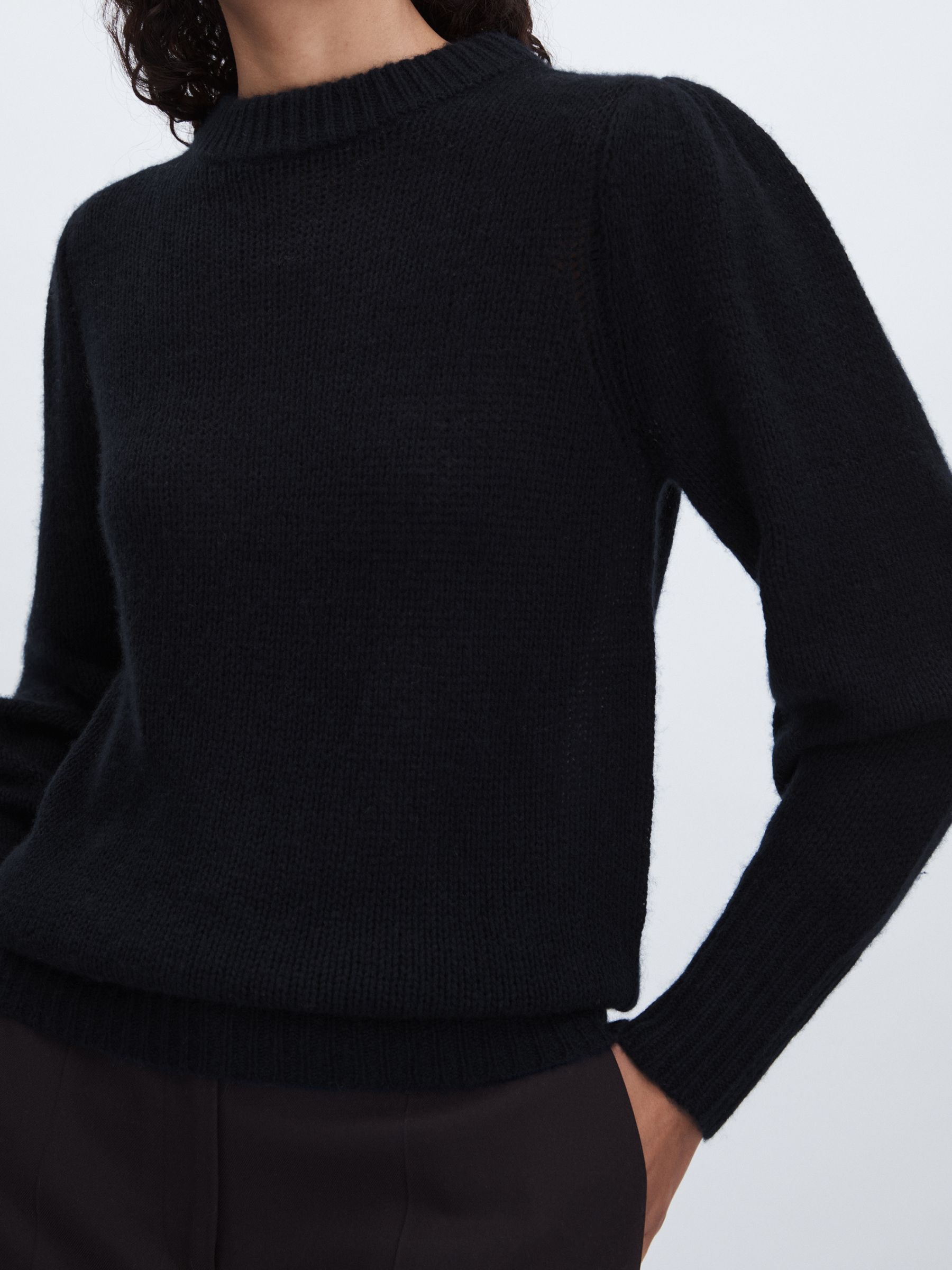 Cashmere Crew Neck Jumper in Navy