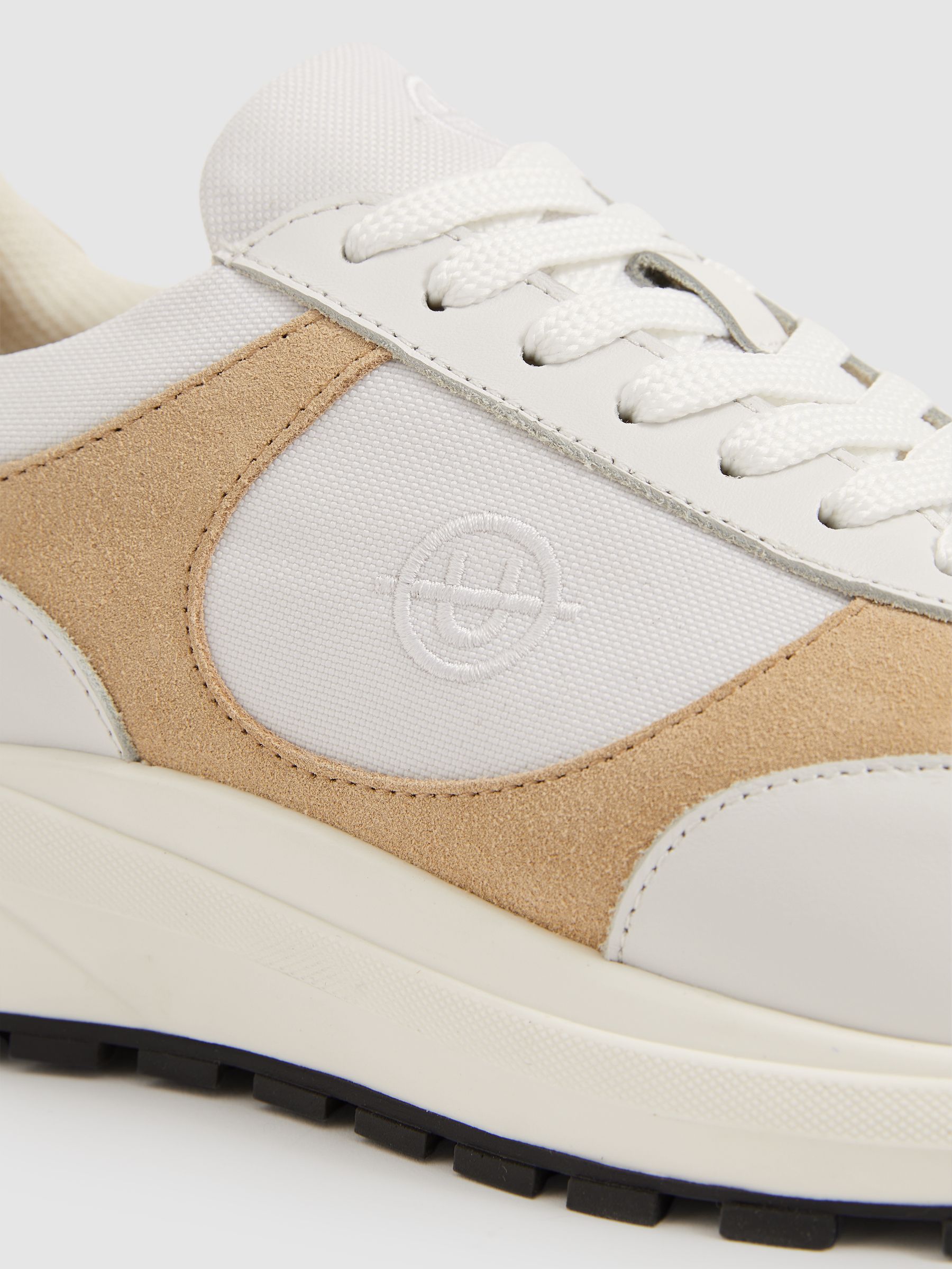 Unseen Suede Leather Colour-Block Trainers in White/Taupe