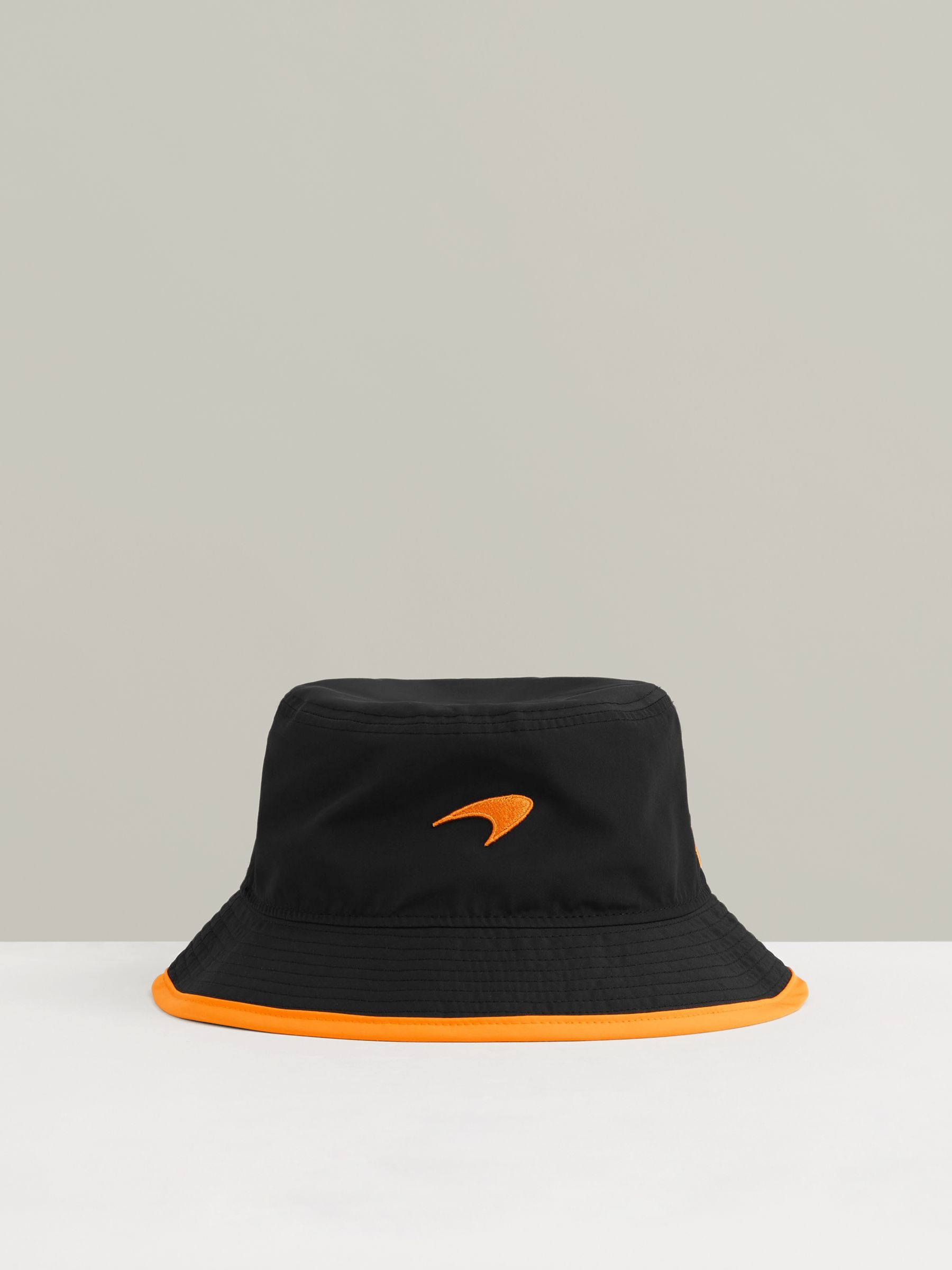 McLaren F1 Team Speedmark Bucket Hat in Black