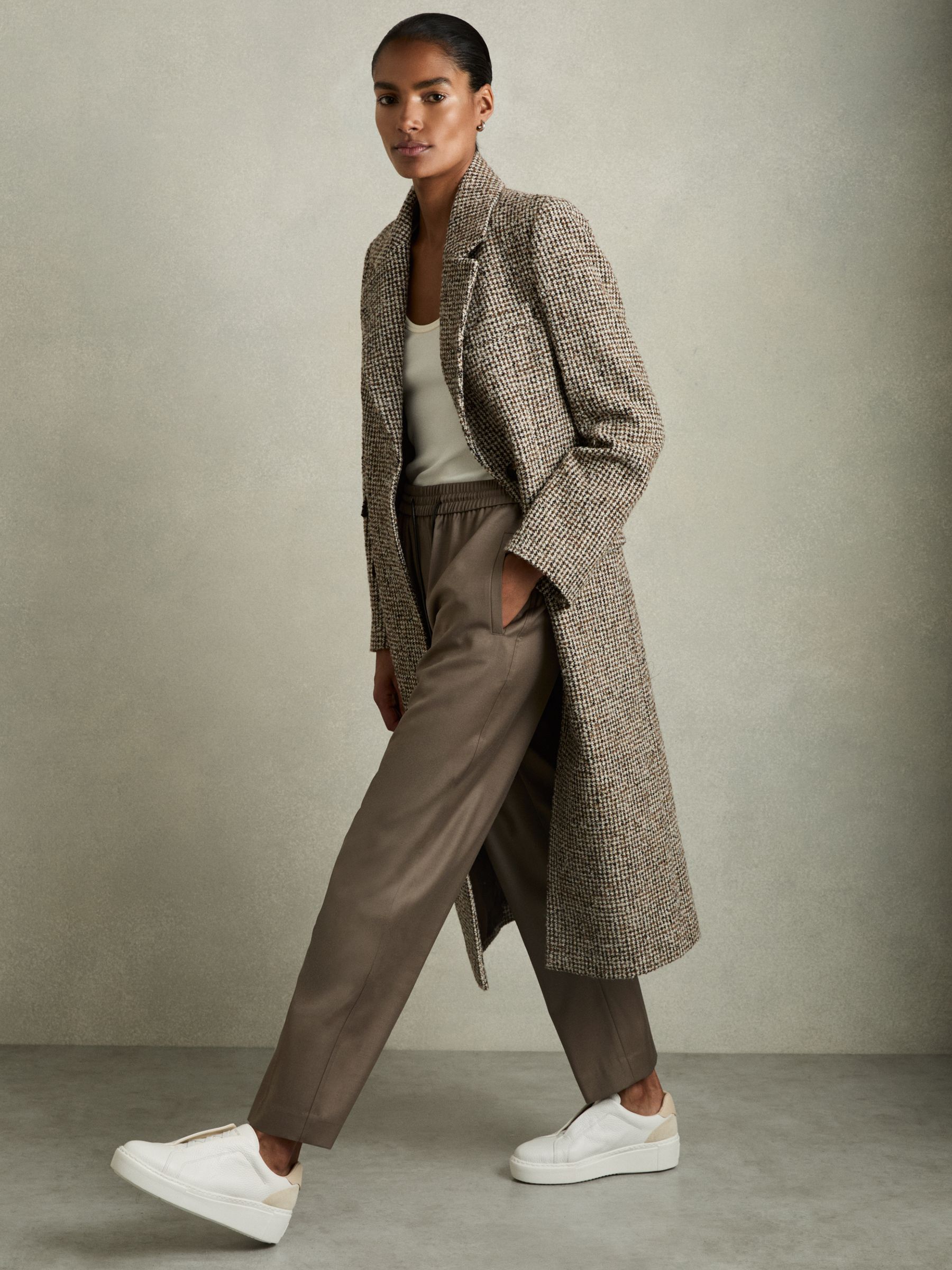 Wool-Blend Drawstring-Waist Tapered Trousers in Mink Neutral