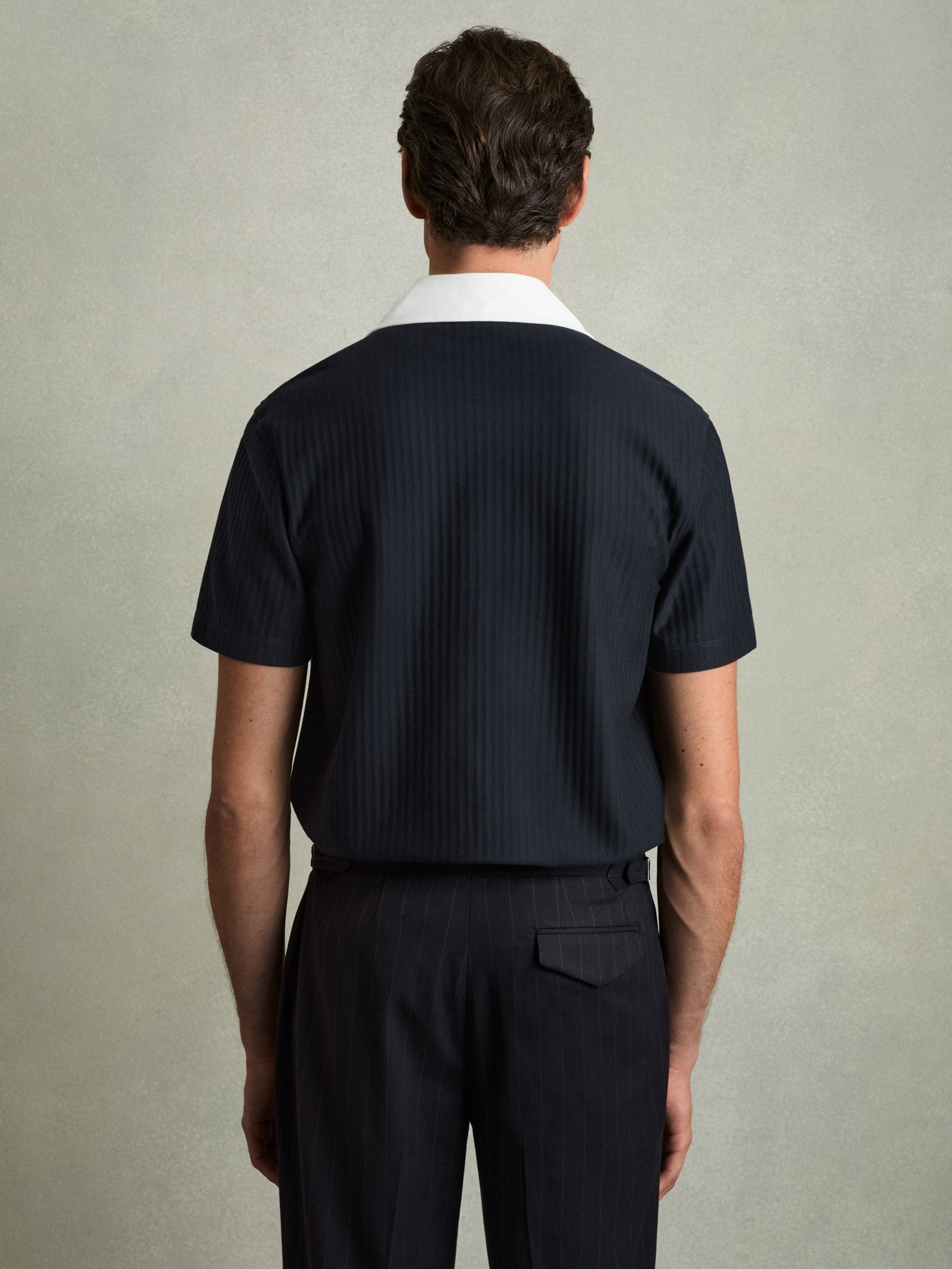 Cotton Textured Colour-Block Shirt in Navy/White