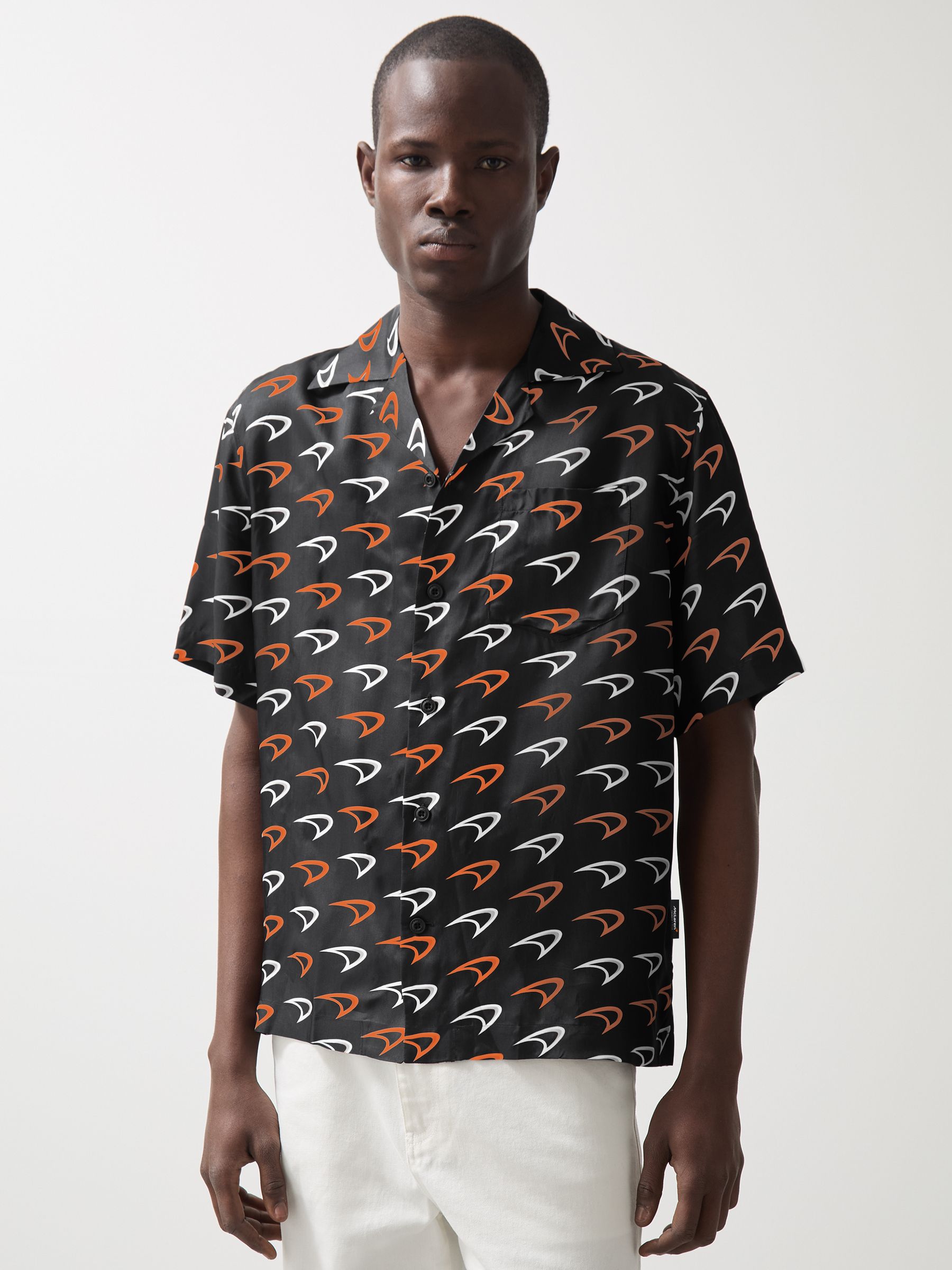 McLaren F1 Team Speedmark Logo Shirt in Black