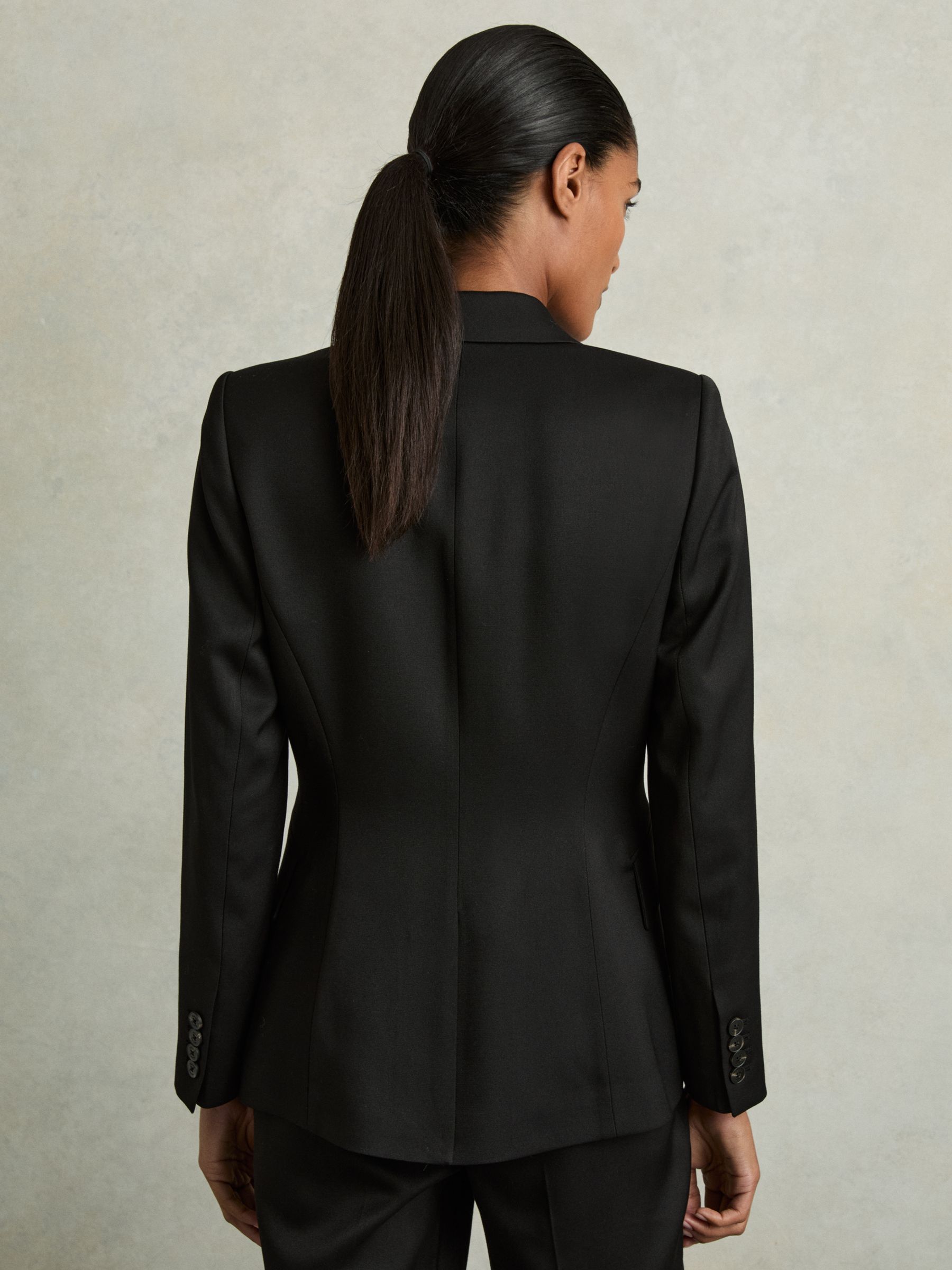 Single-Breasted Peak-Lapel Tailored Blazer in Black