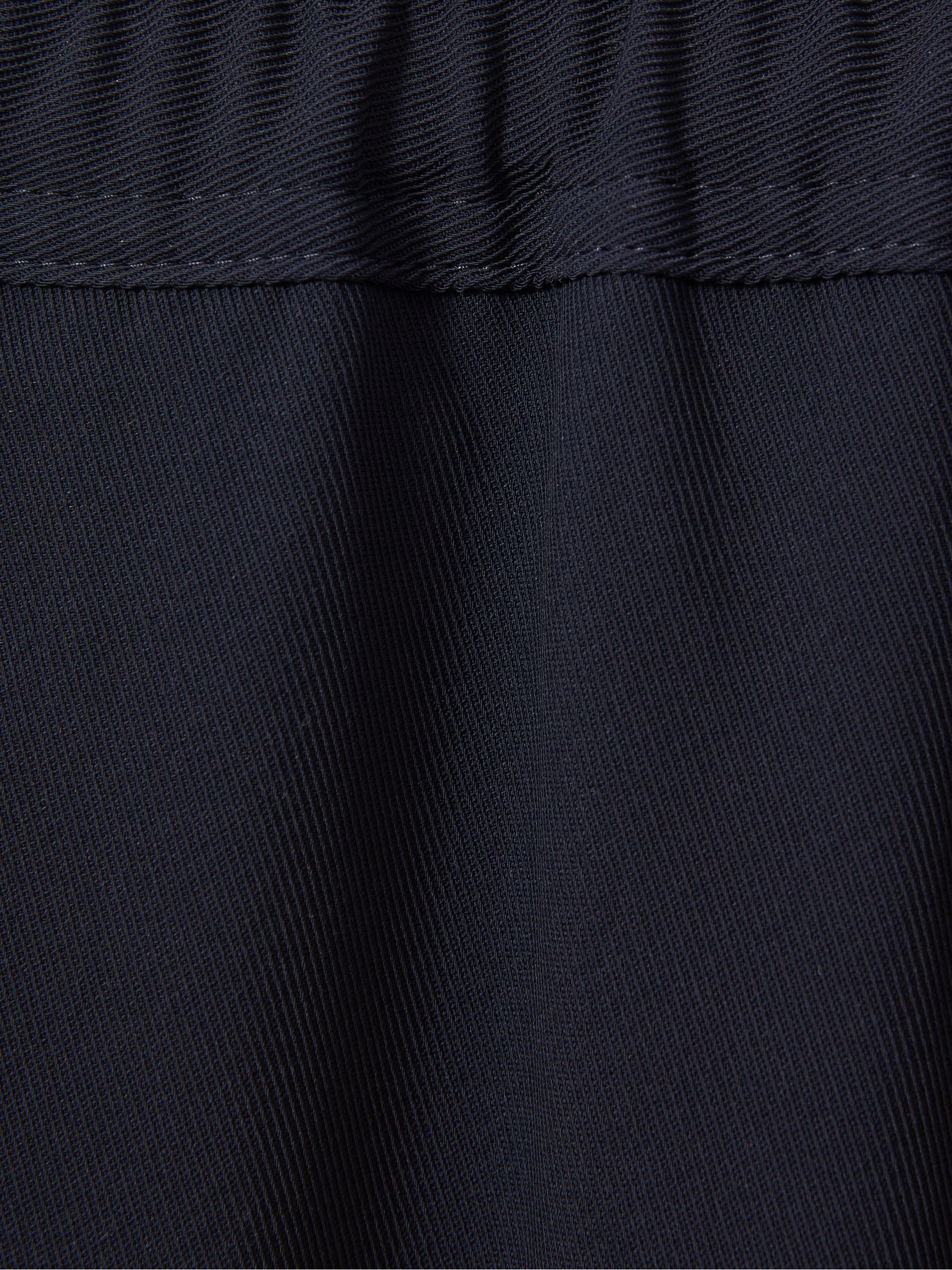 Petite Tapered Pull On Trousers in Navy