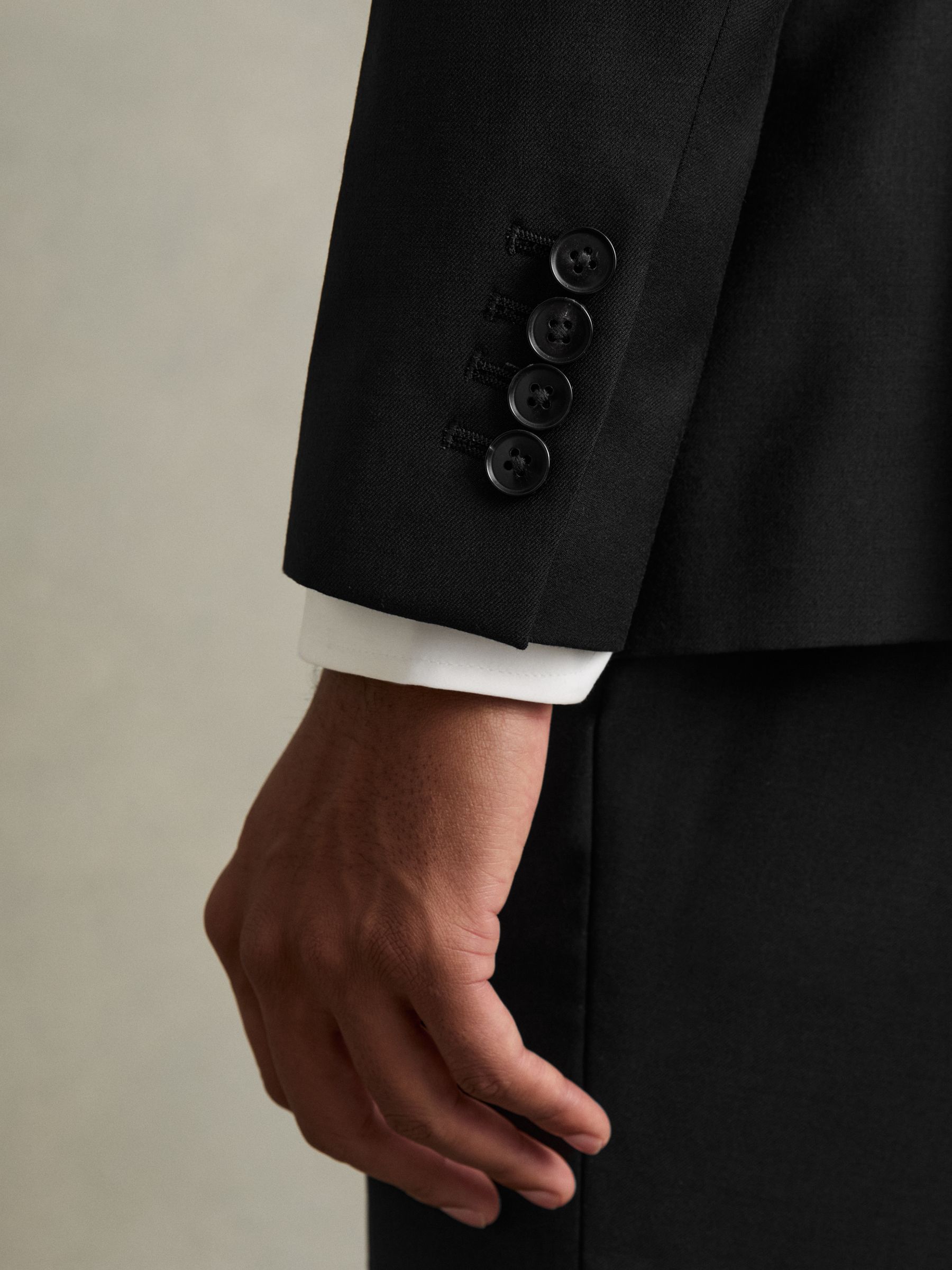 Slim-Fit Single Breasted Wool Suit Jacket in Black